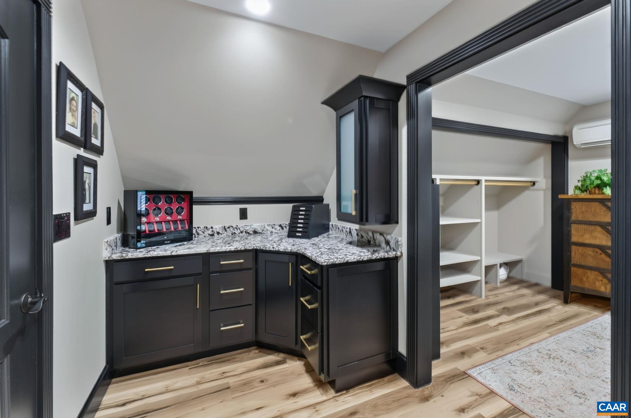 155 IVY RIDGE RD