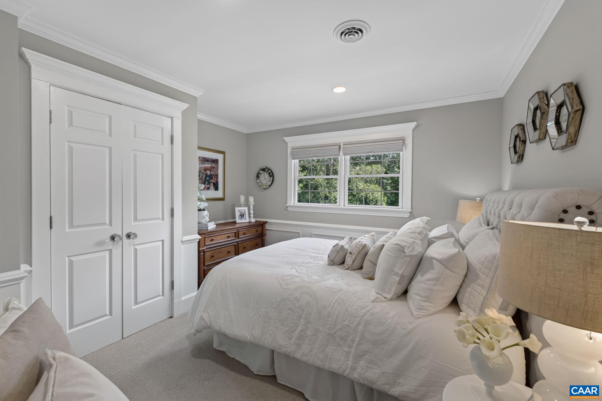 155 IVY RIDGE RD
