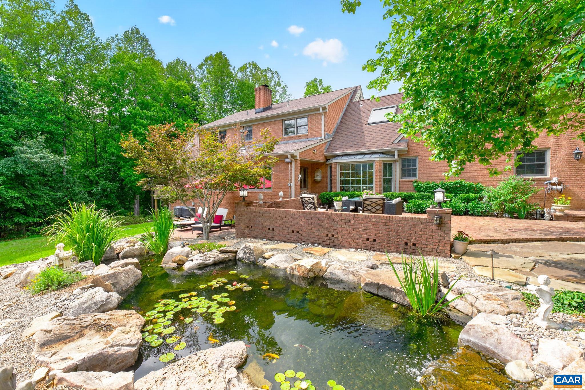 155 IVY RIDGE RD