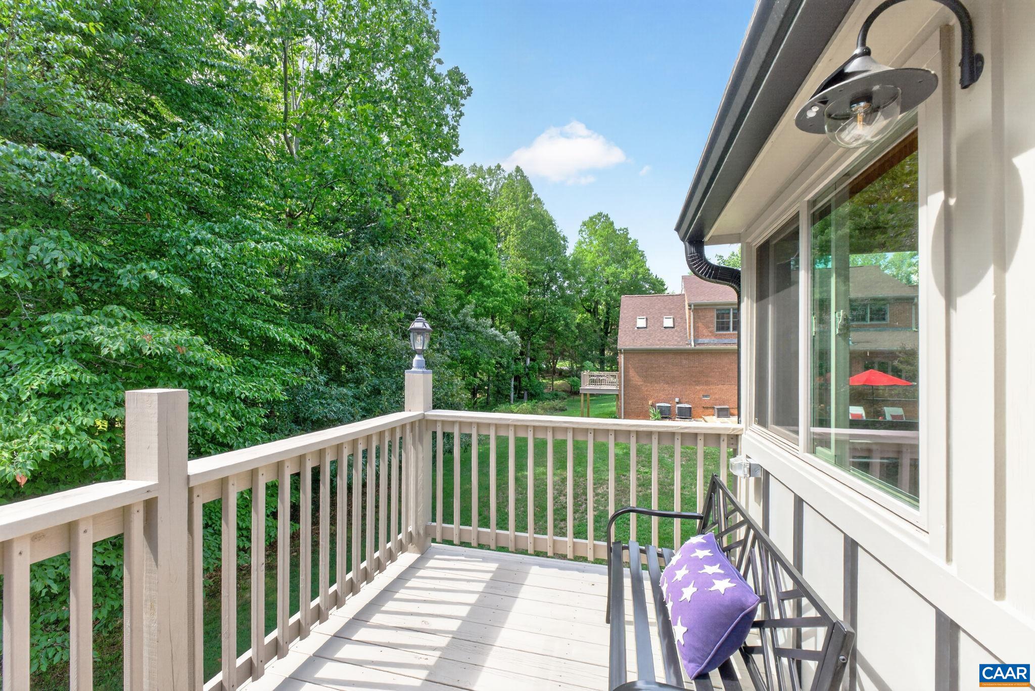 155 IVY RIDGE RD