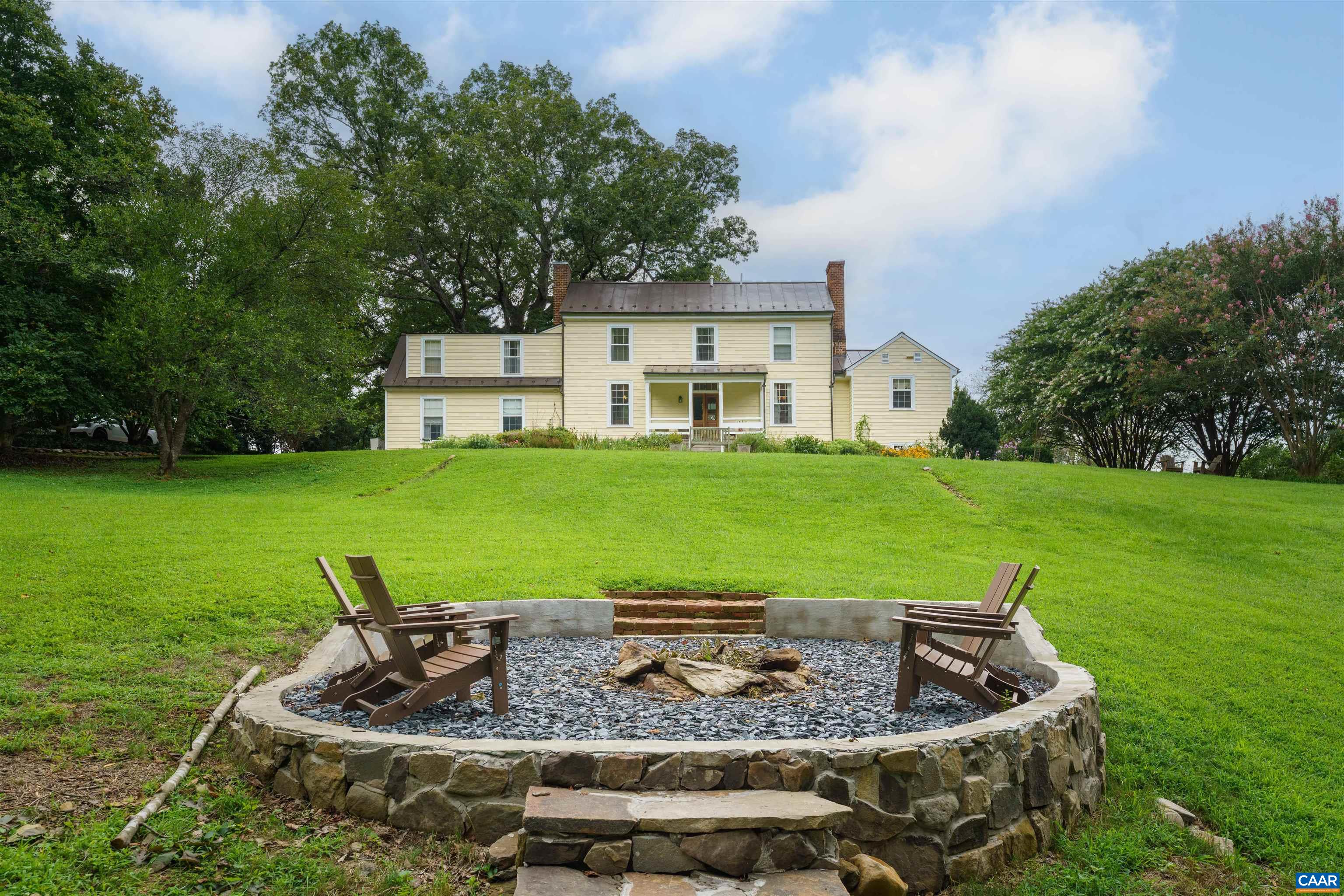 297 SHILOH LOOP