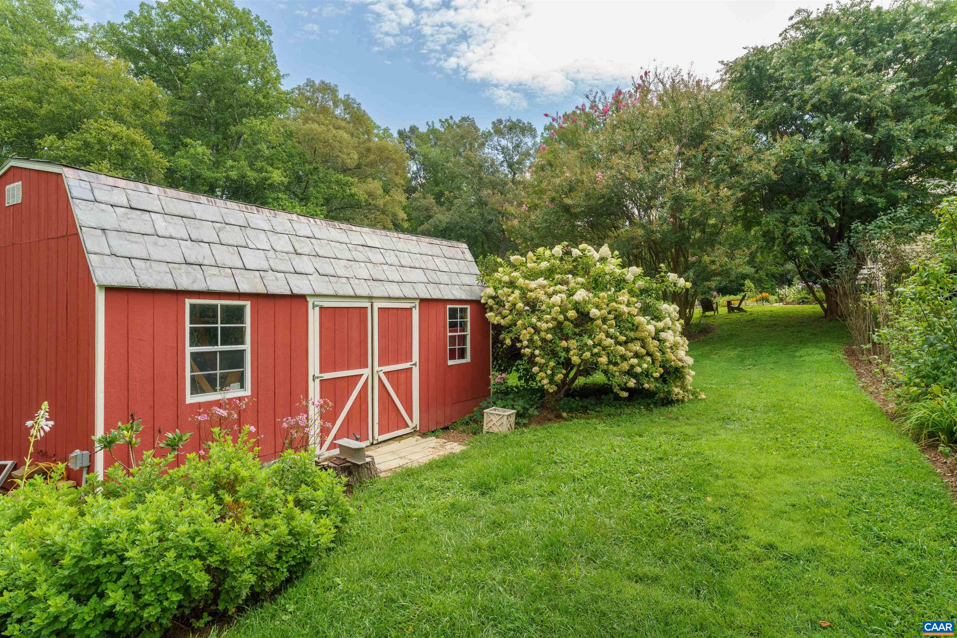 297 SHILOH LOOP