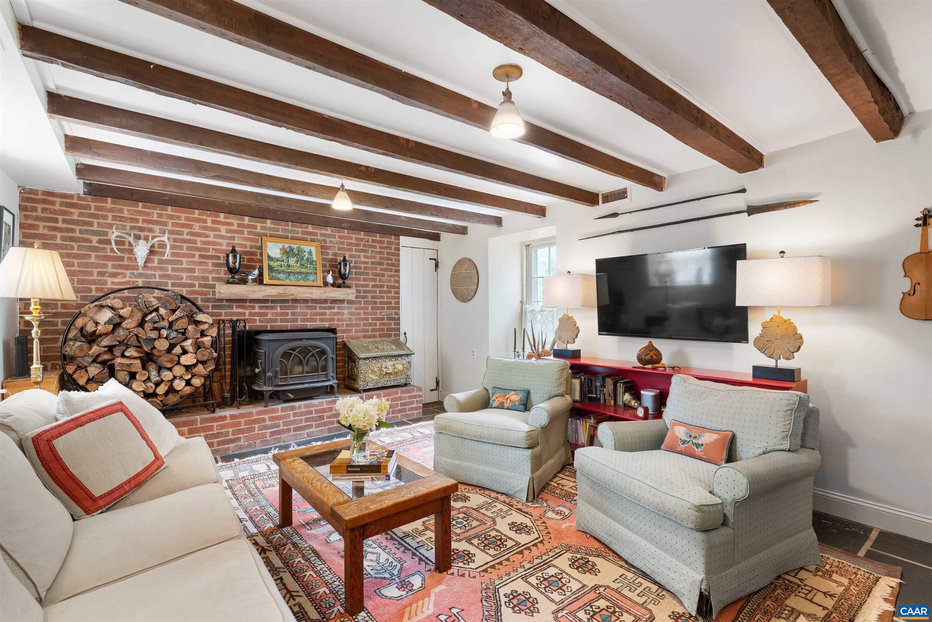 297 SHILOH LOOP