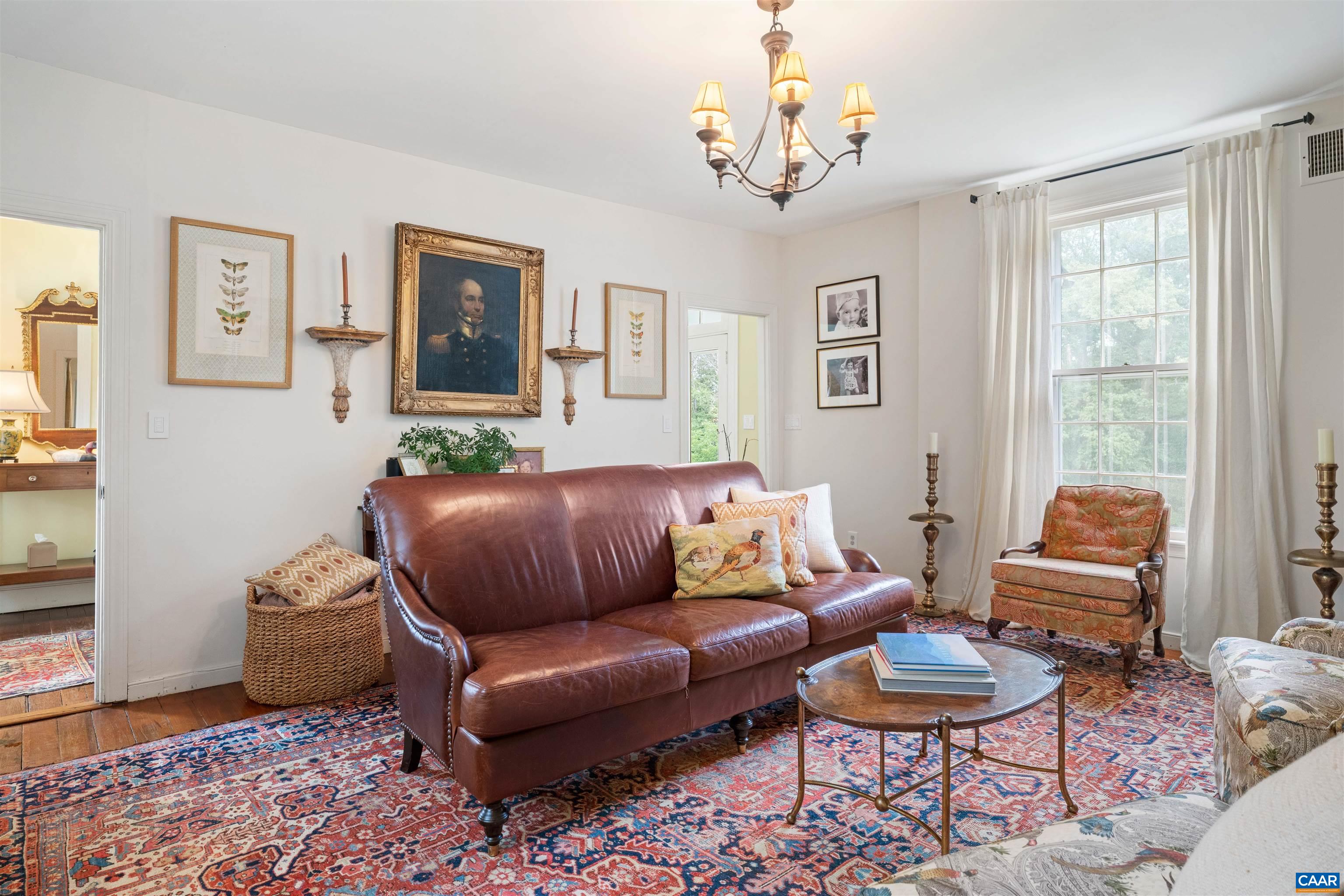 297 SHILOH LOOP