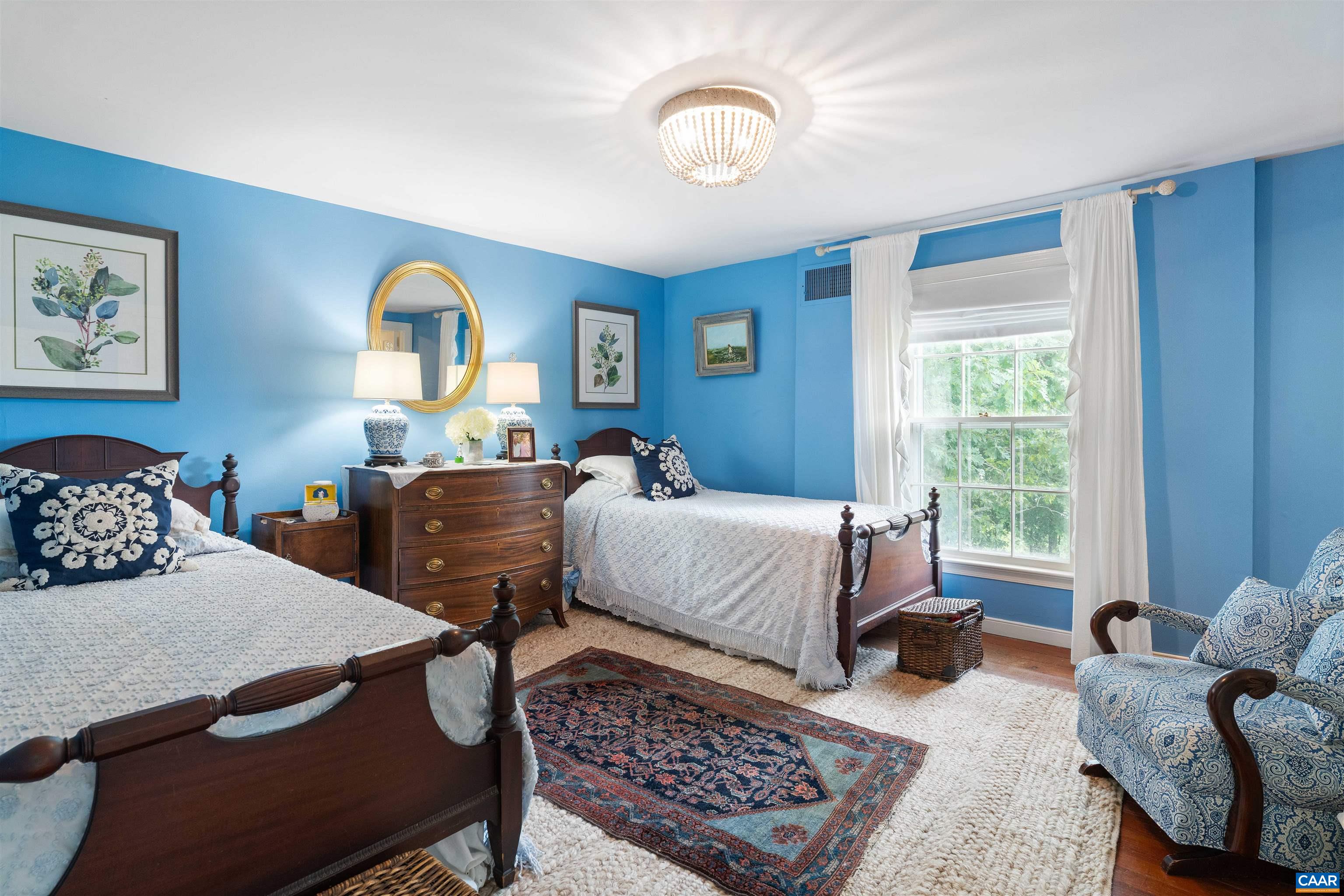 297 SHILOH LOOP