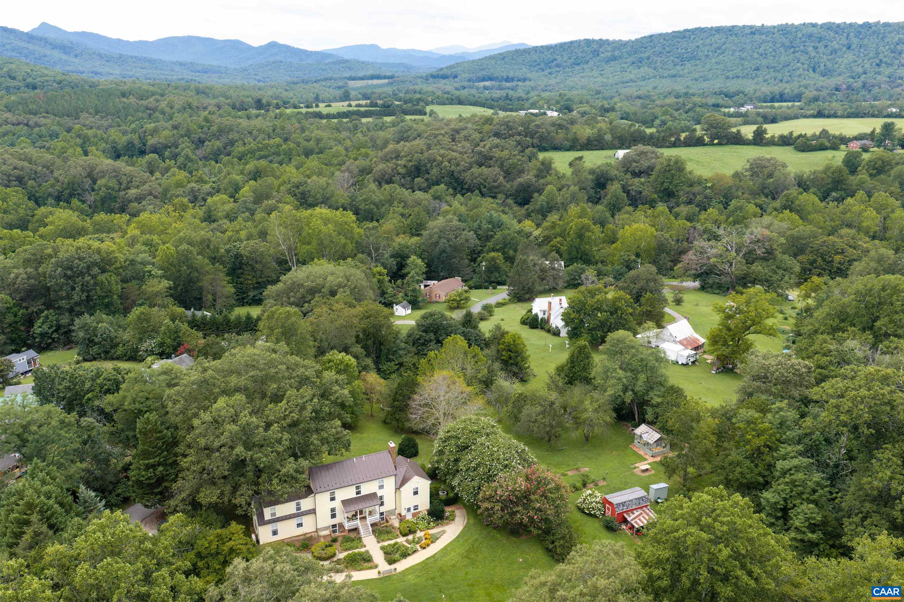 297 SHILOH LOOP