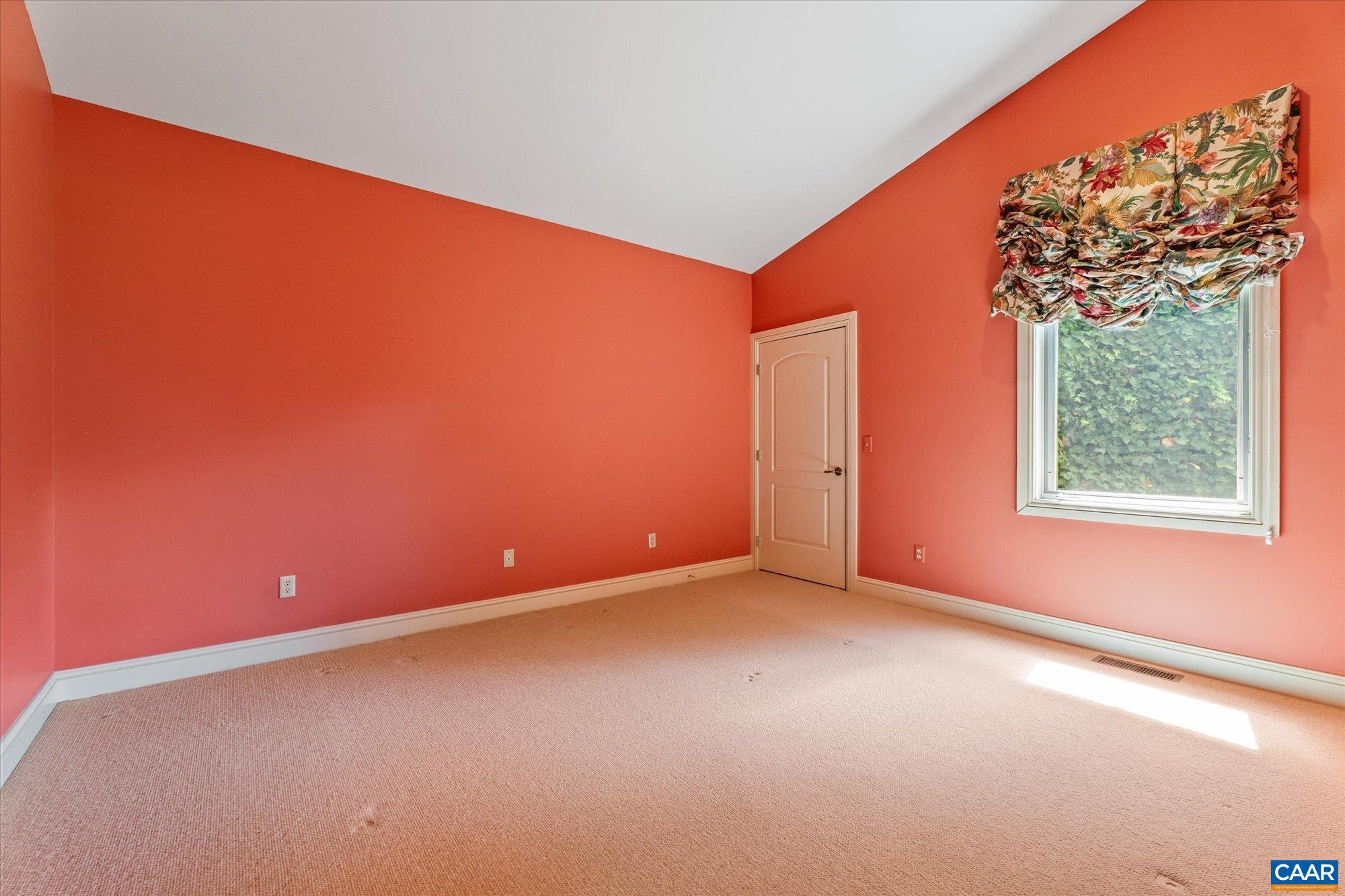 4798 BARN FIELD DR