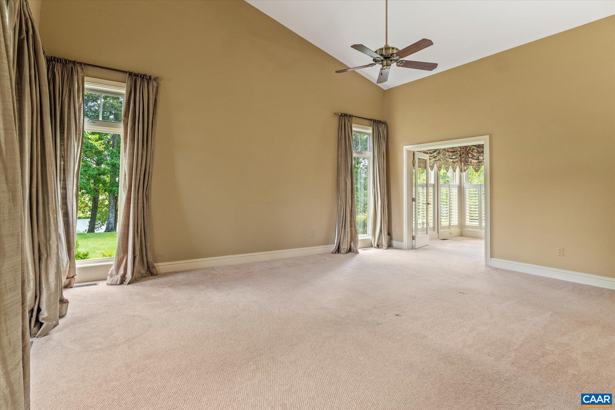 4798 BARN FIELD DR