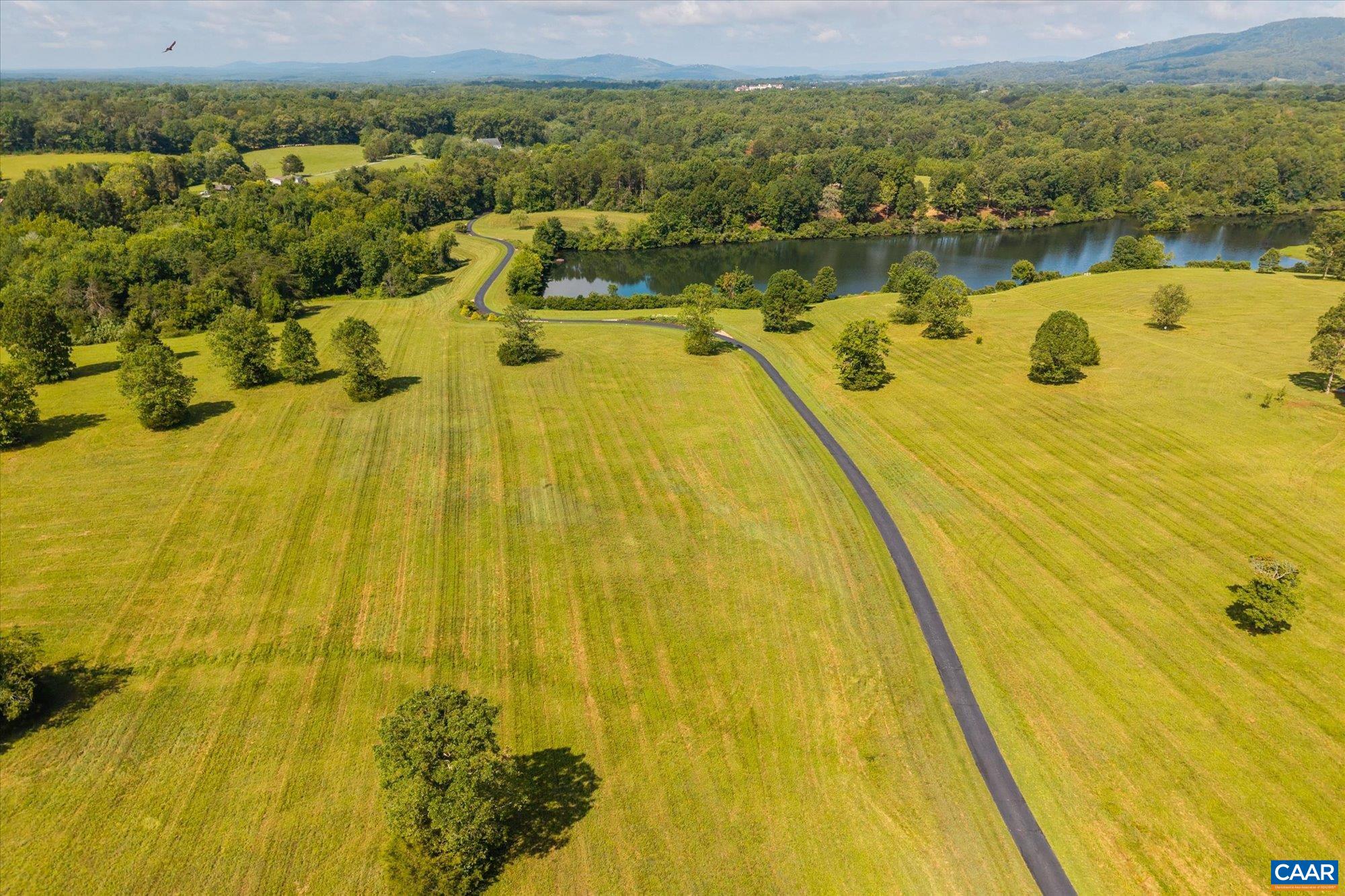 4798 BARN FIELD DR