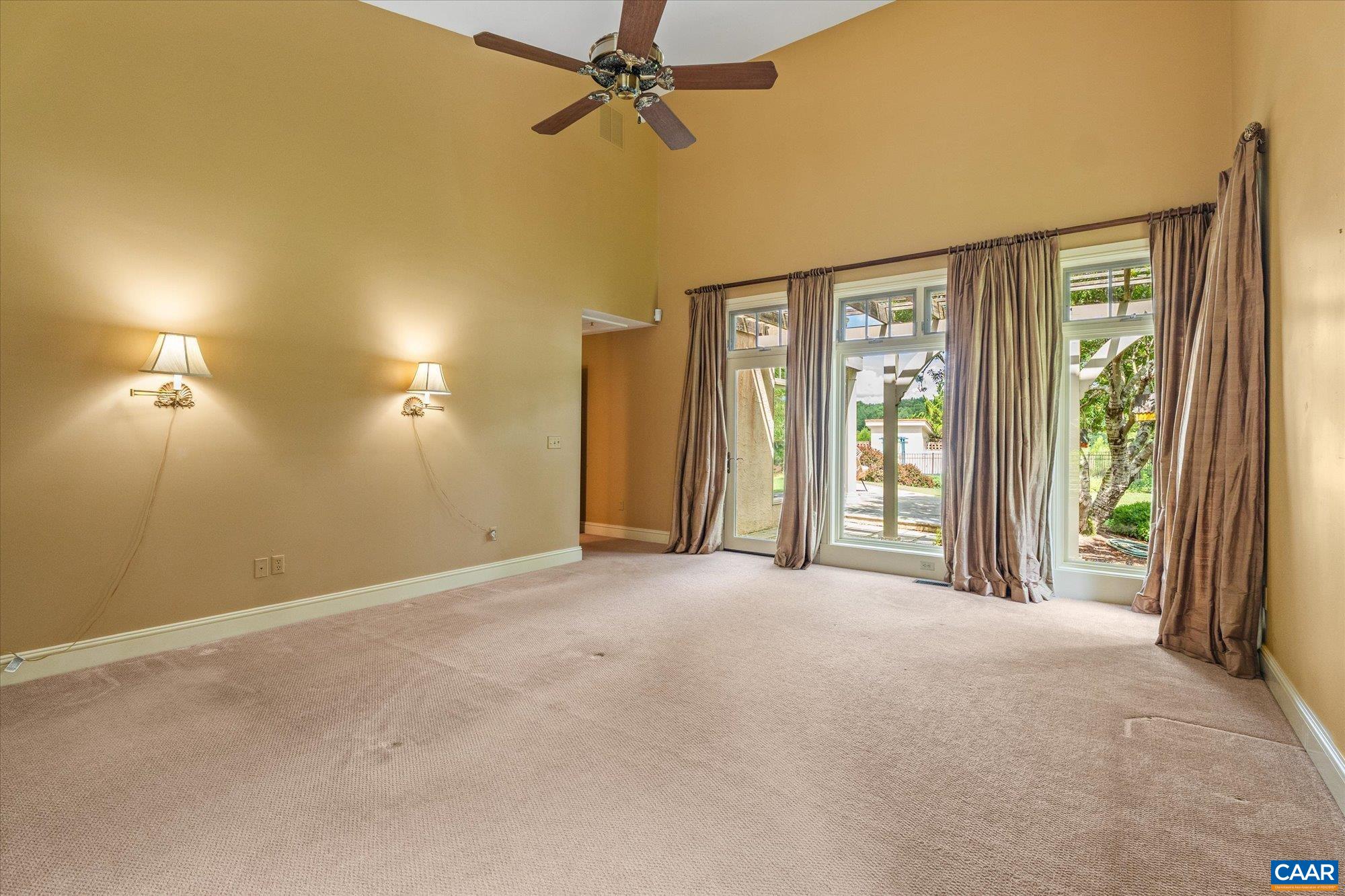 4798 BARN FIELD DR