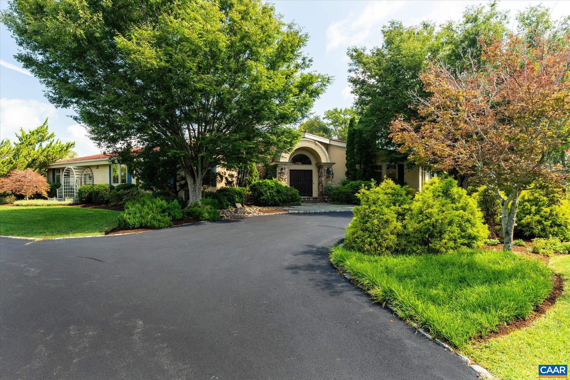 4798 BARN FIELD DR