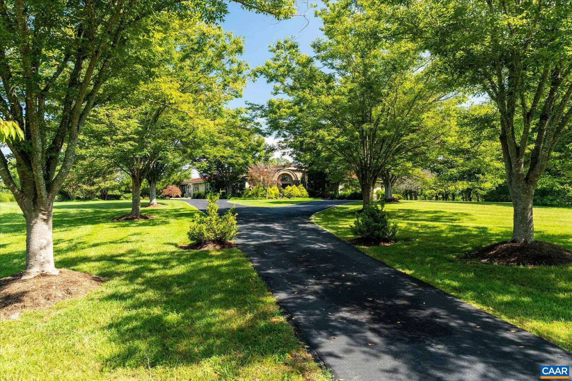 4798 BARN FIELD DR