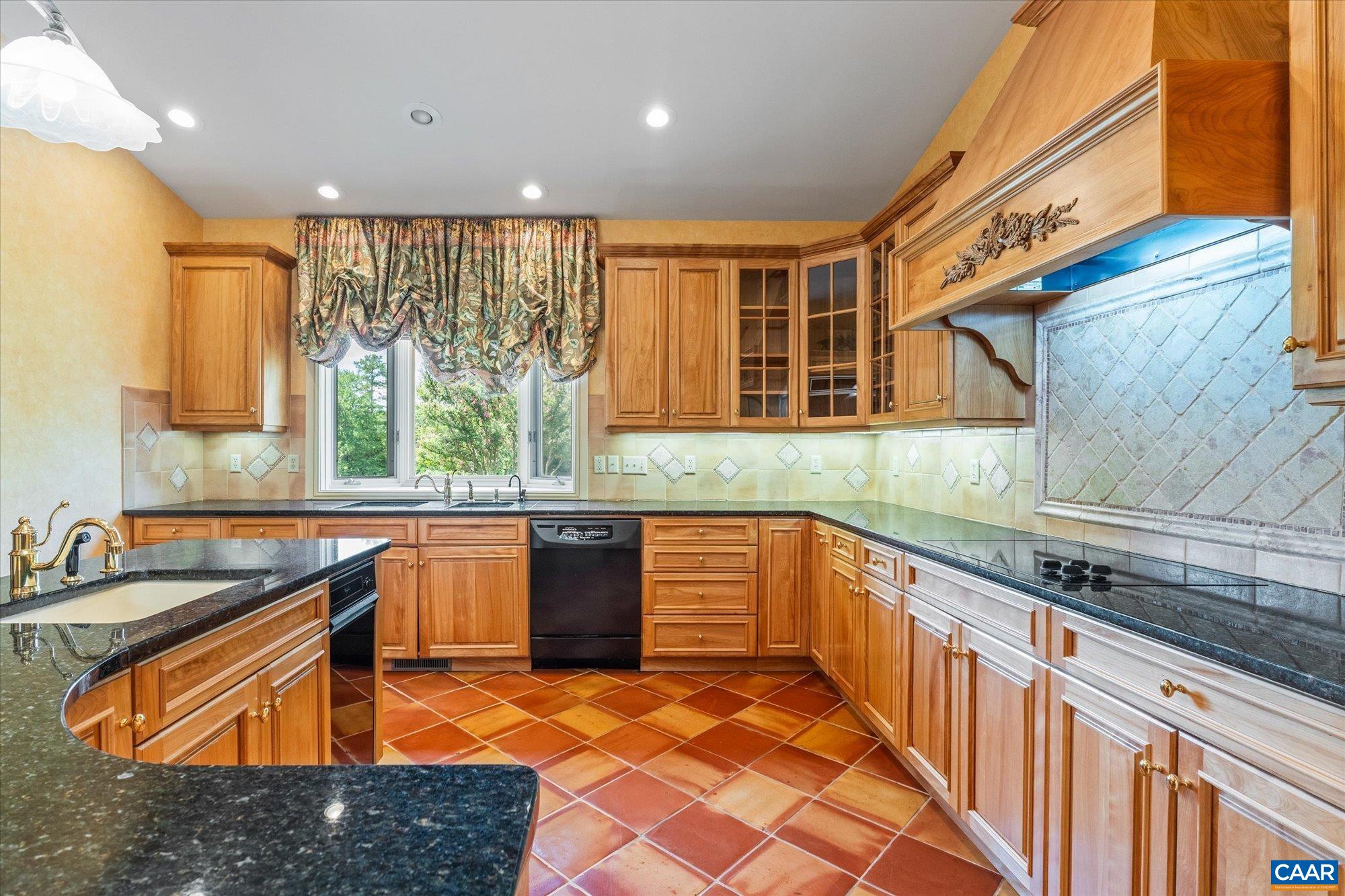 4798 BARN FIELD DR