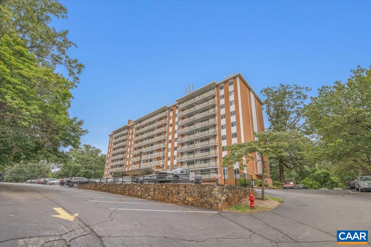 1800 JEFFERSON PARK AVE Unit: 311