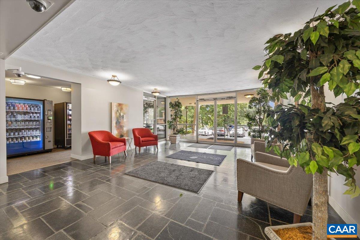1800 JEFFERSON PARK AVE Unit: 311