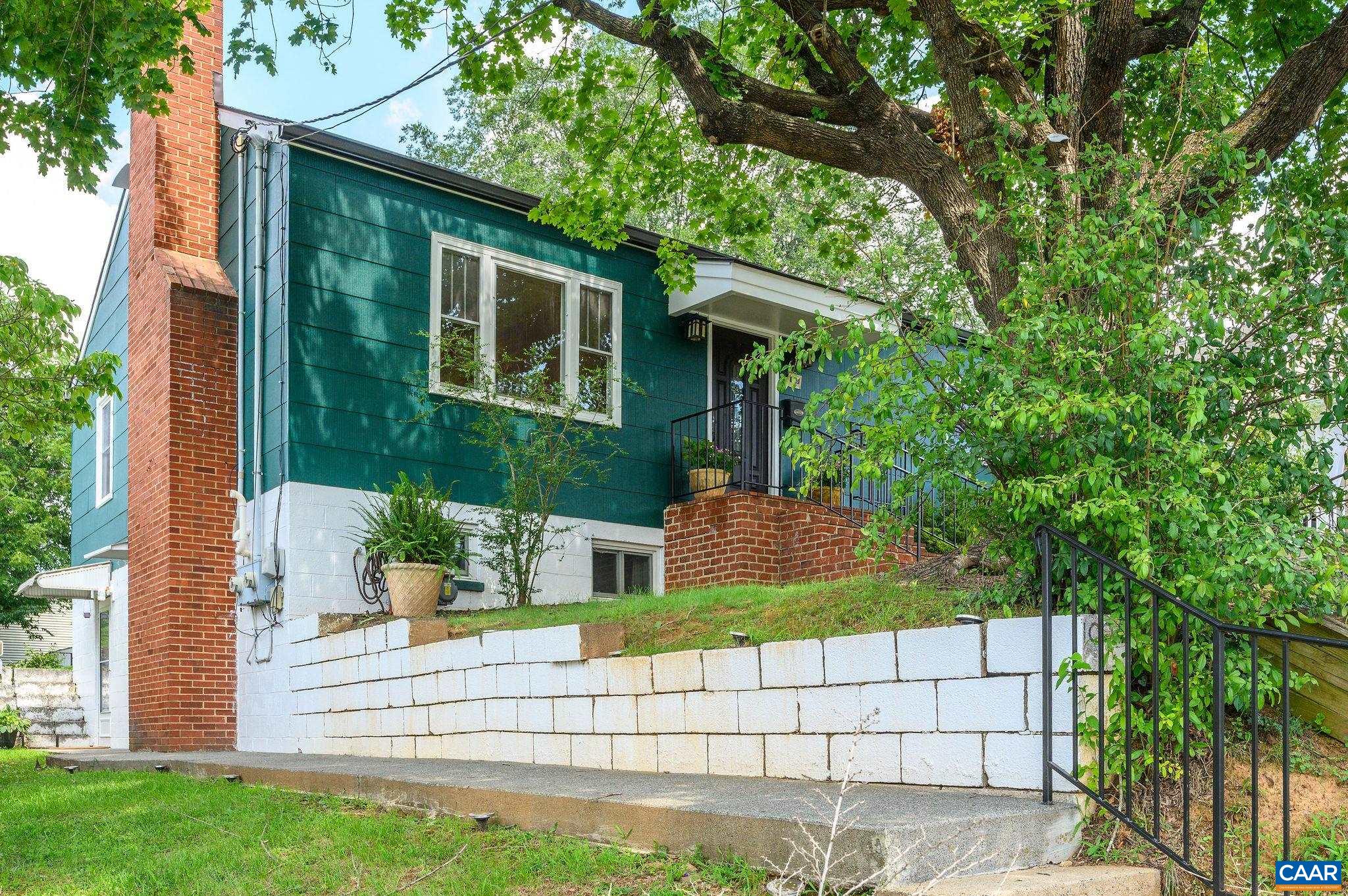 1003 ELLIOTT AVE
