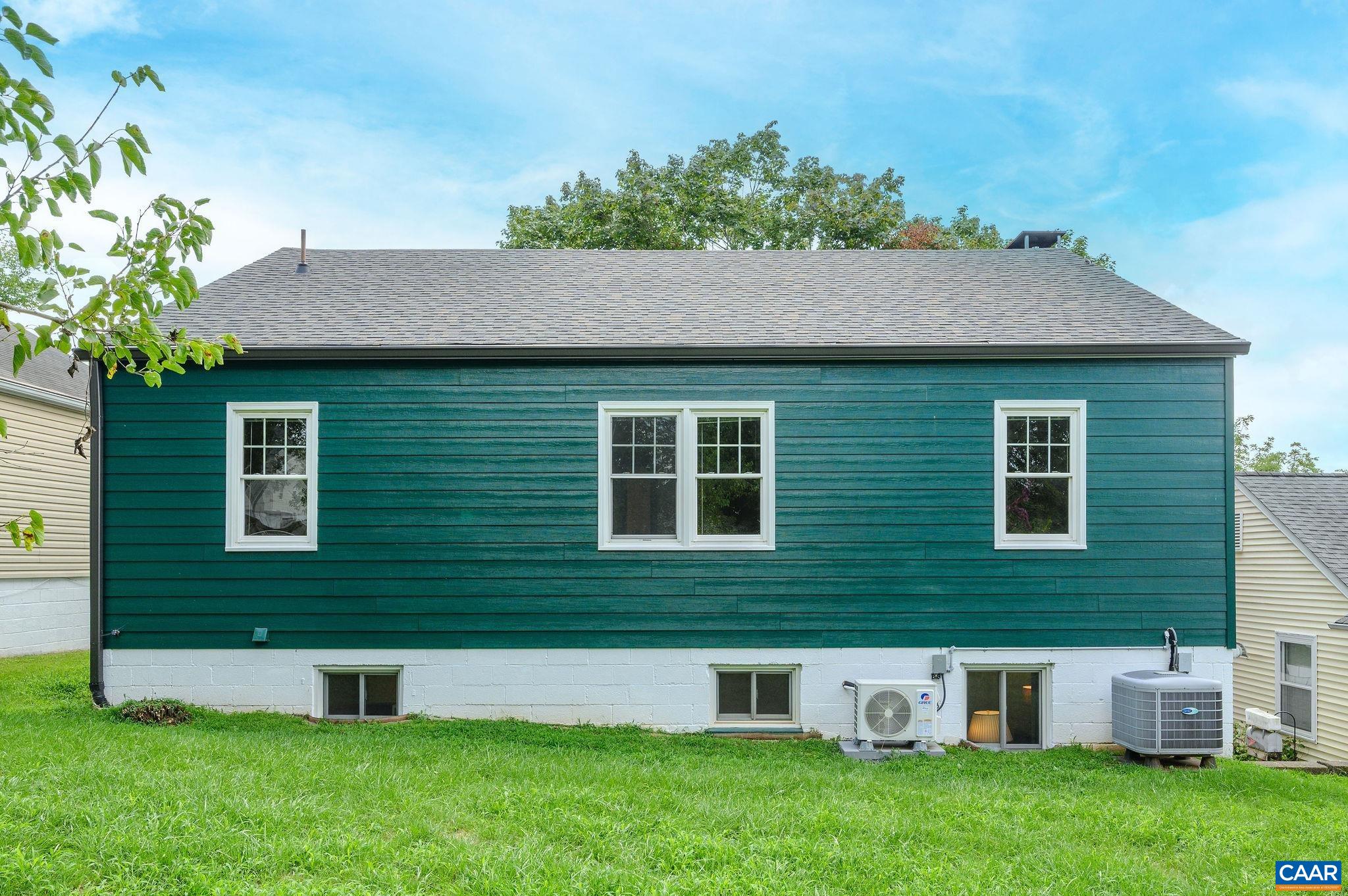 1003 ELLIOTT AVE