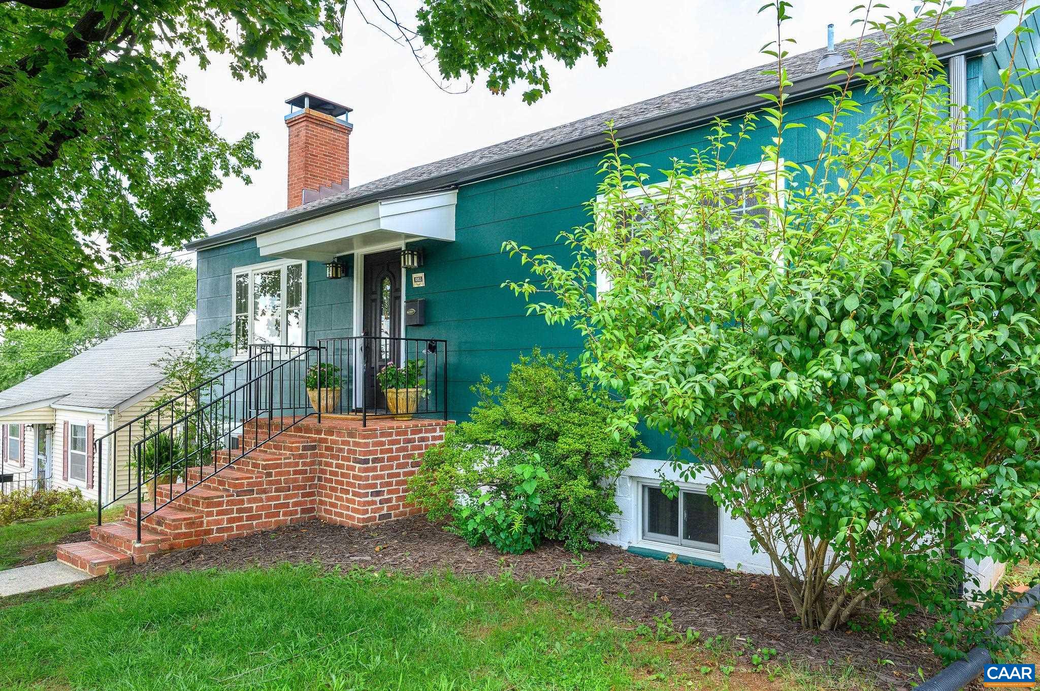 1003 ELLIOTT AVE