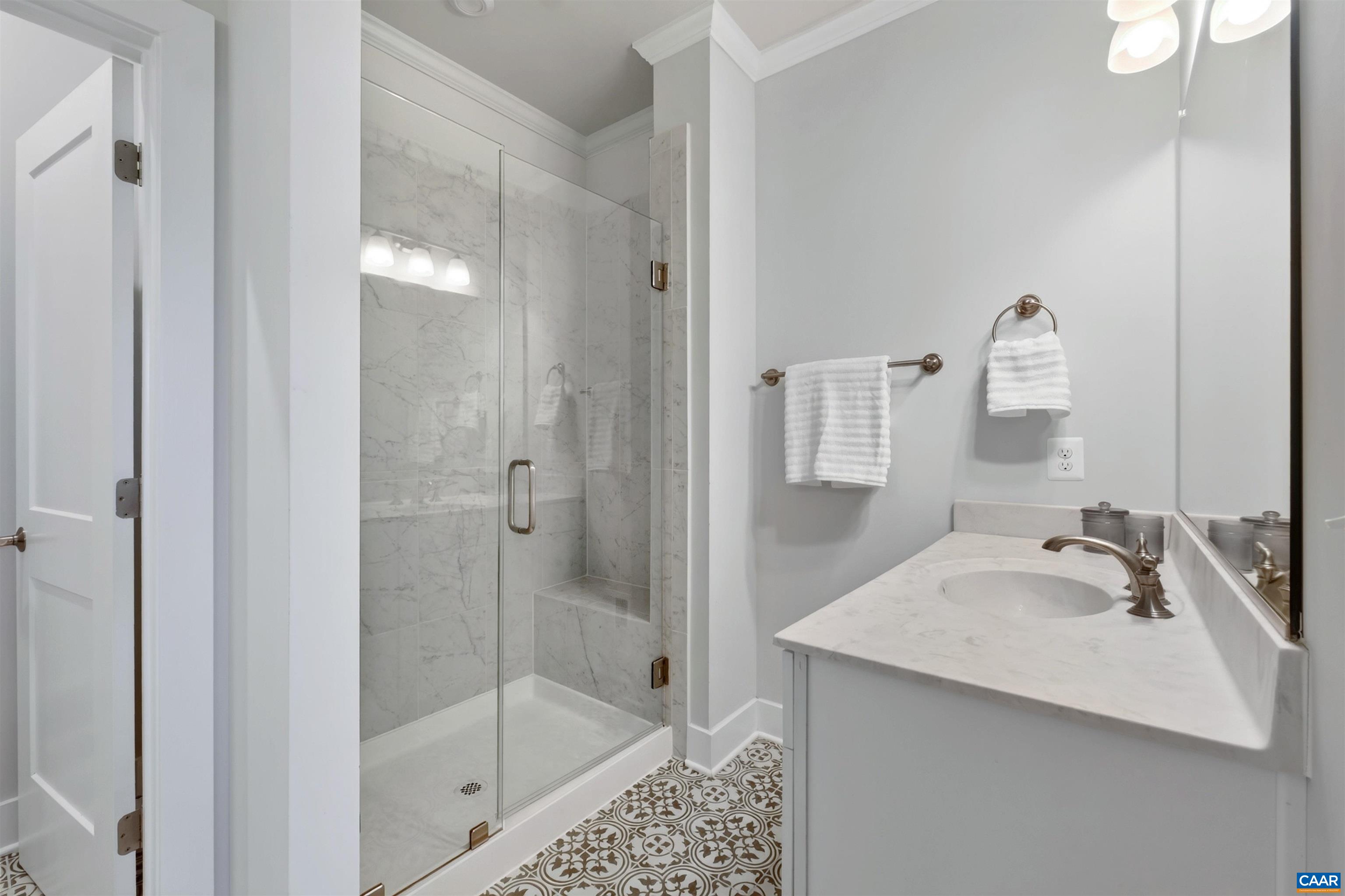 941 SALAMANDER ST Unit: B