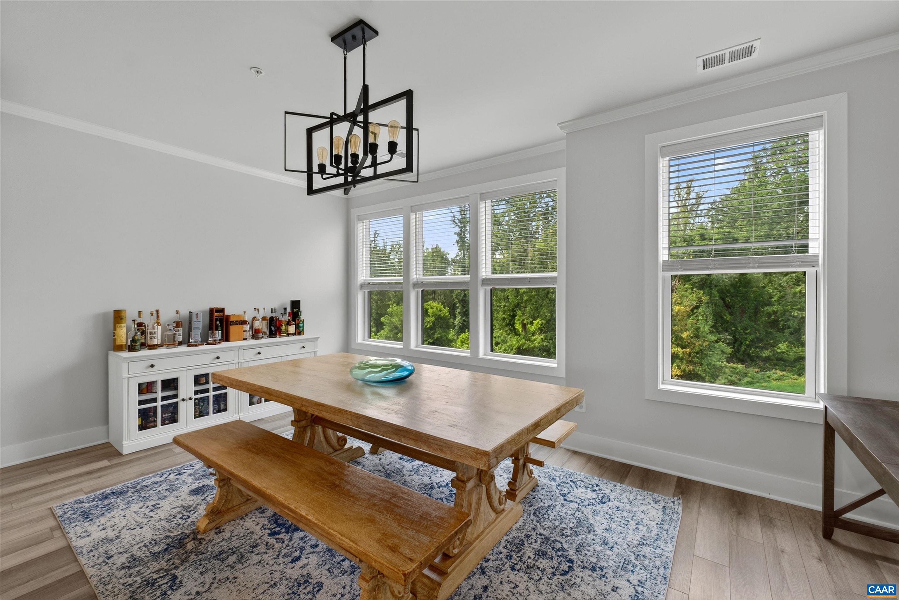 941 SALAMANDER ST Unit: B