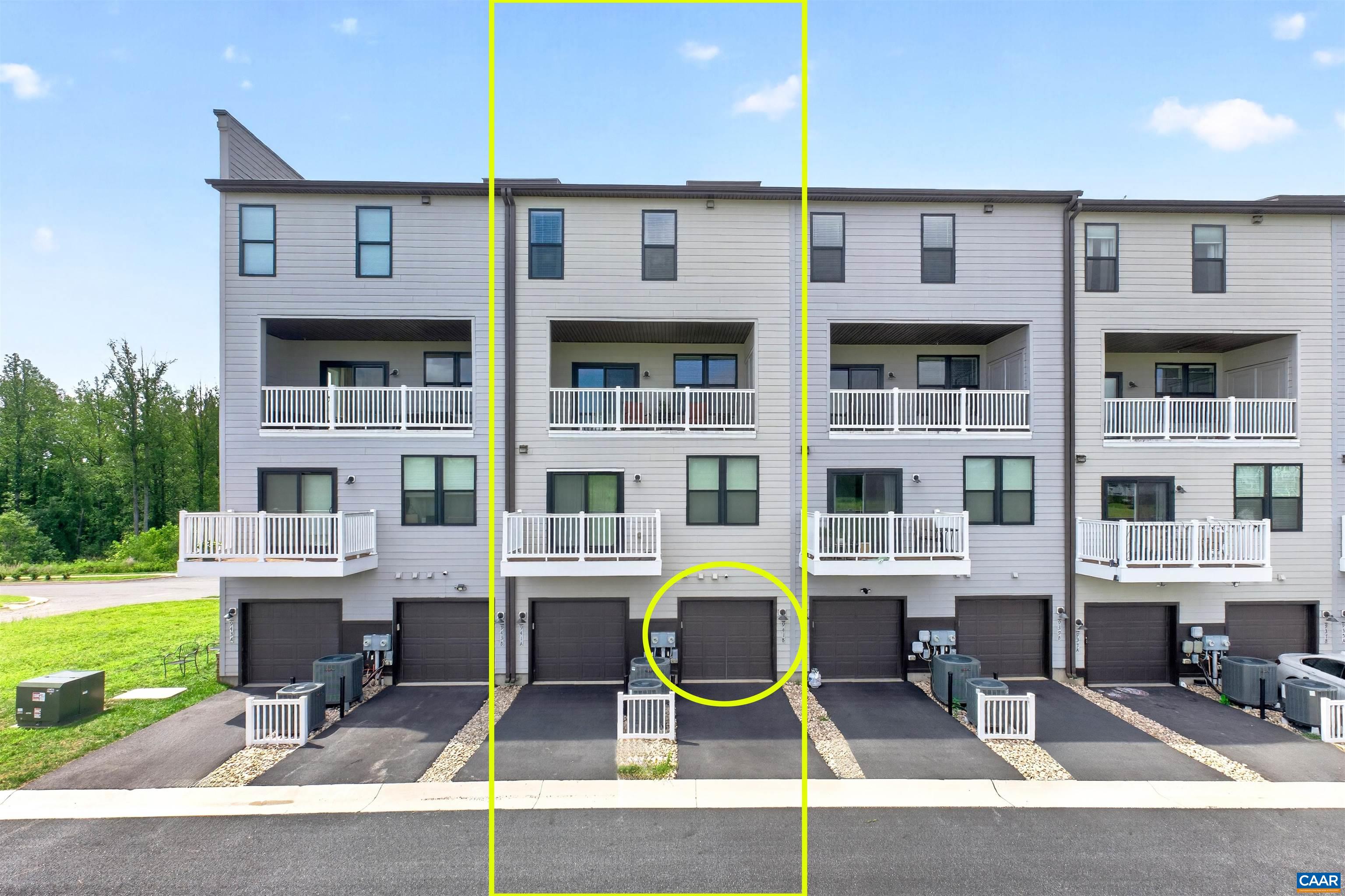 941 SALAMANDER ST Unit: B