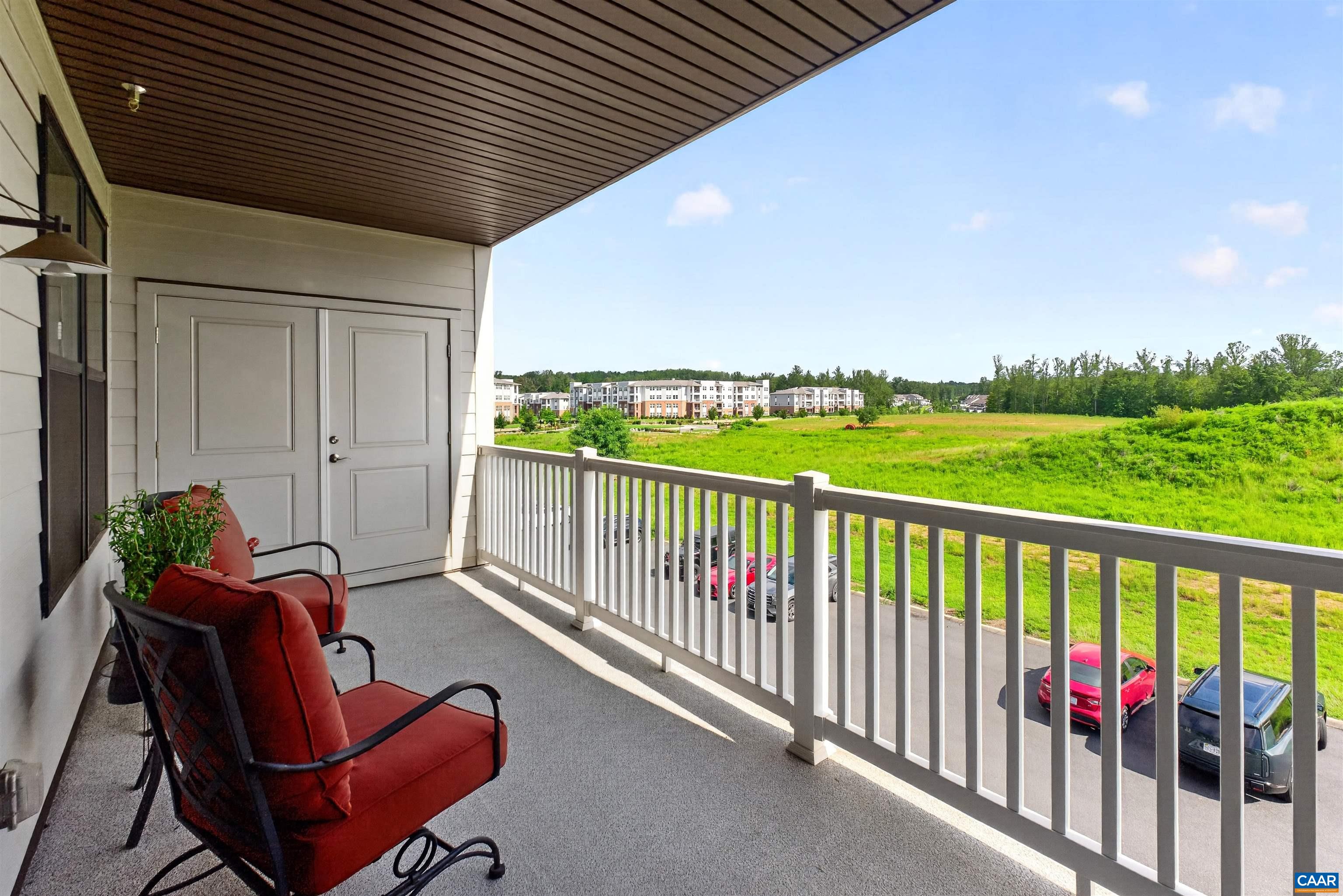 941 SALAMANDER ST Unit: B