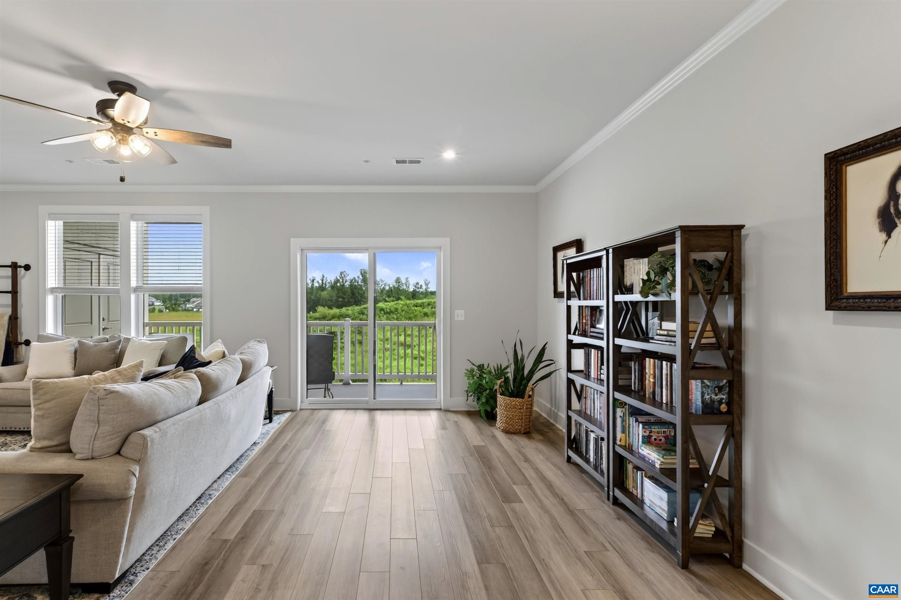 941 SALAMANDER ST Unit: B