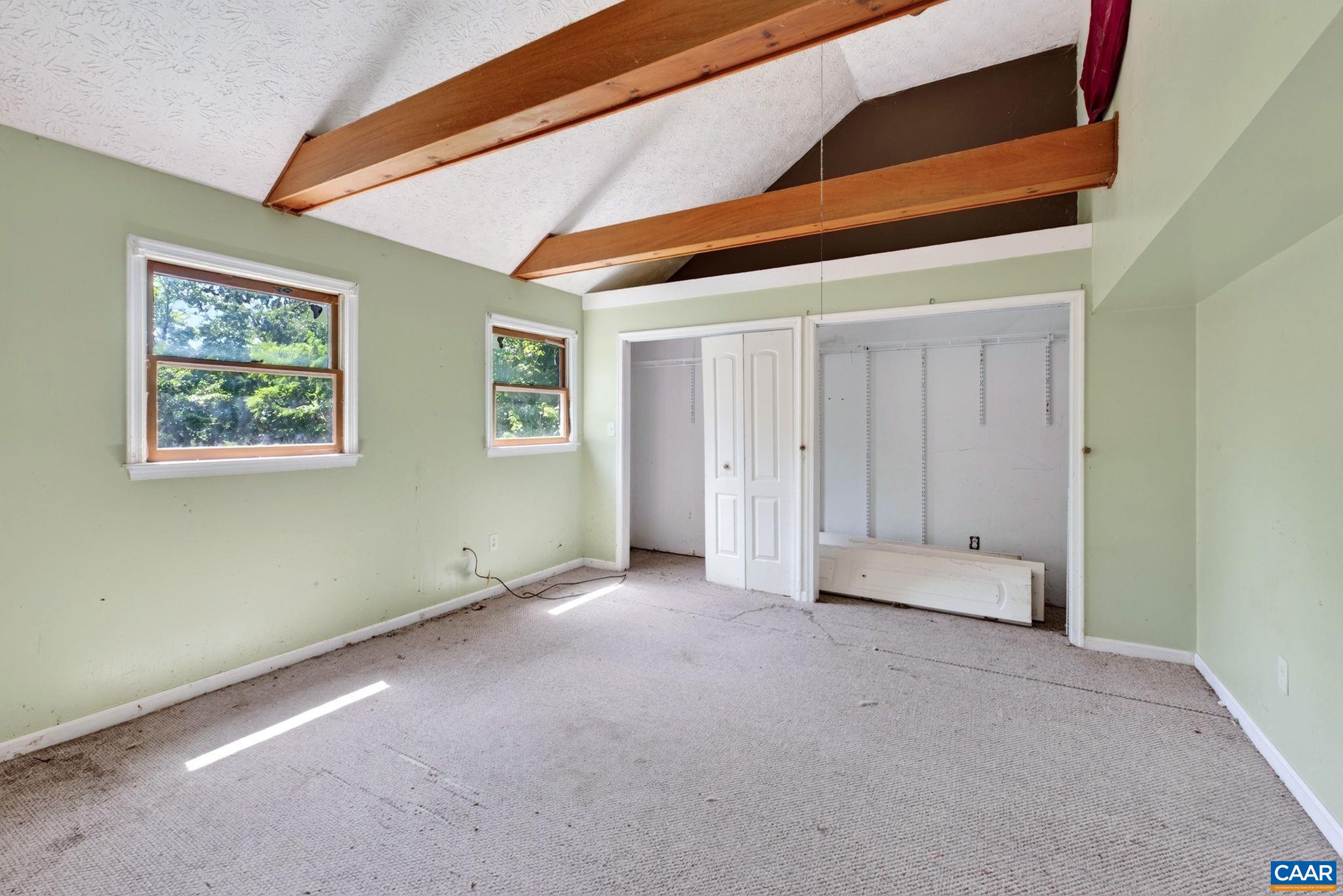 6 OAK GROVE RD