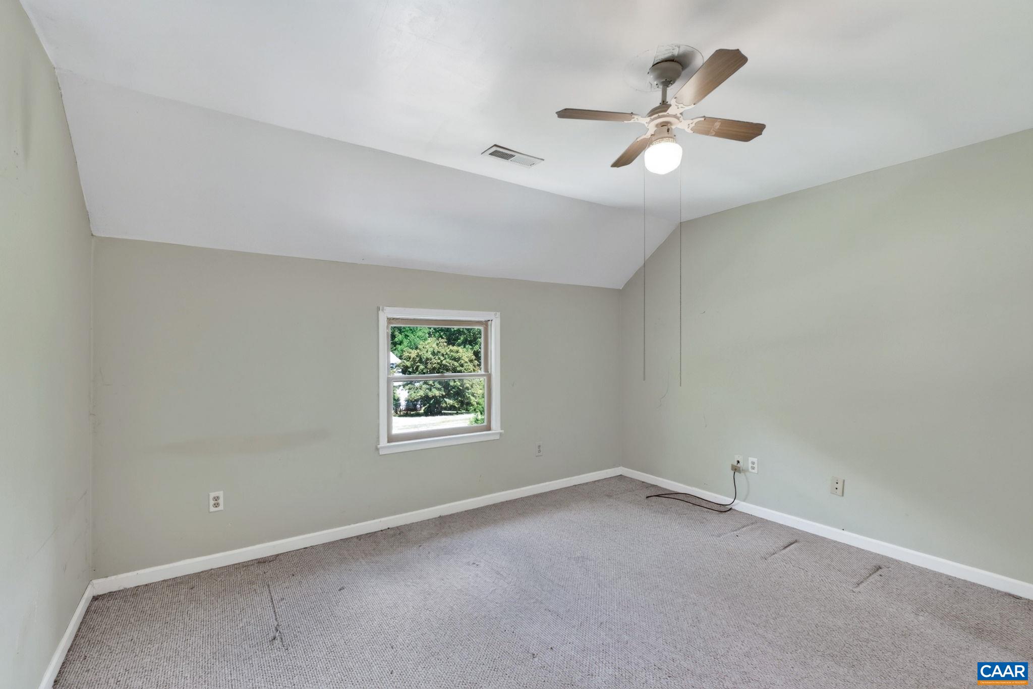 6 OAK GROVE RD