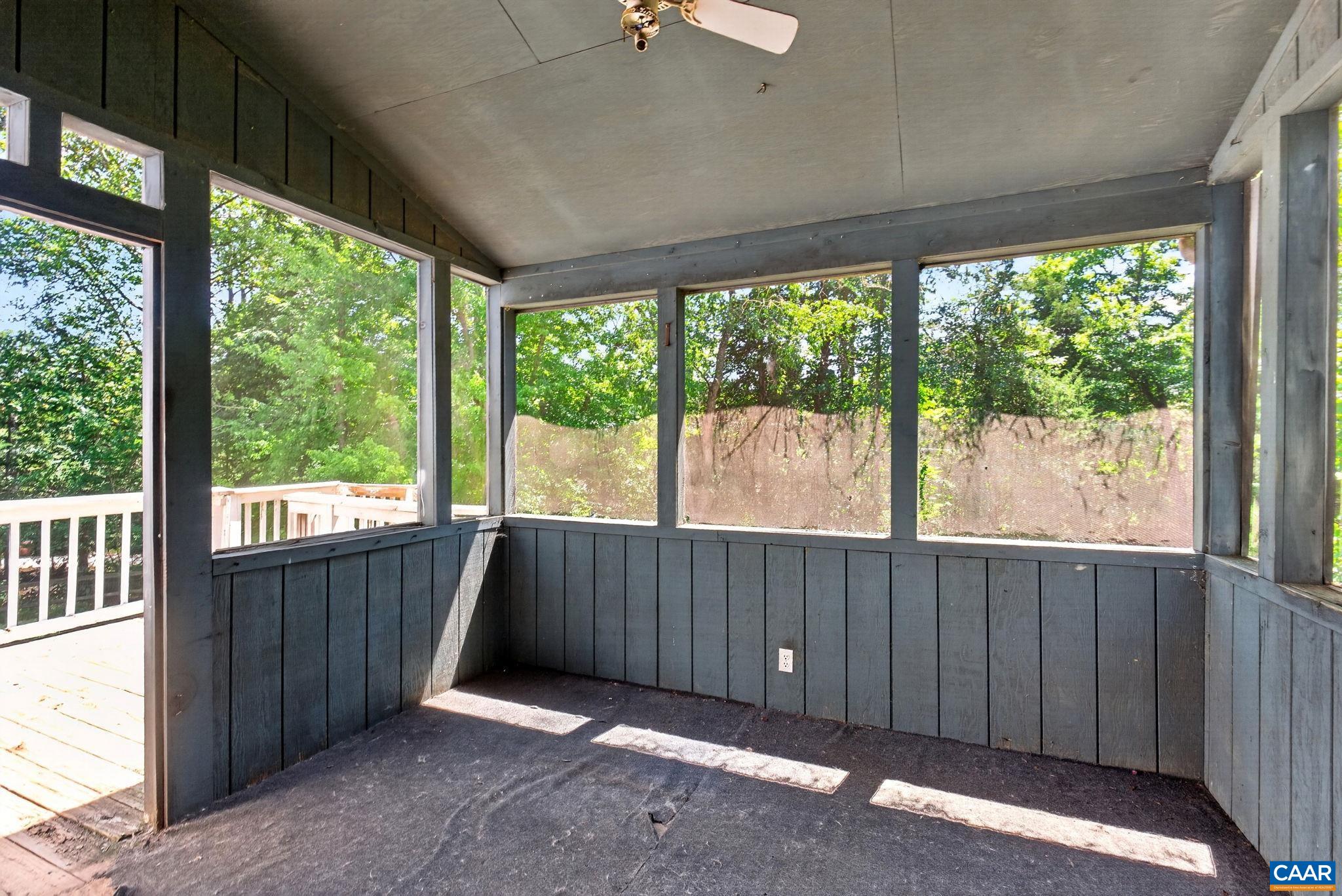 6 OAK GROVE RD