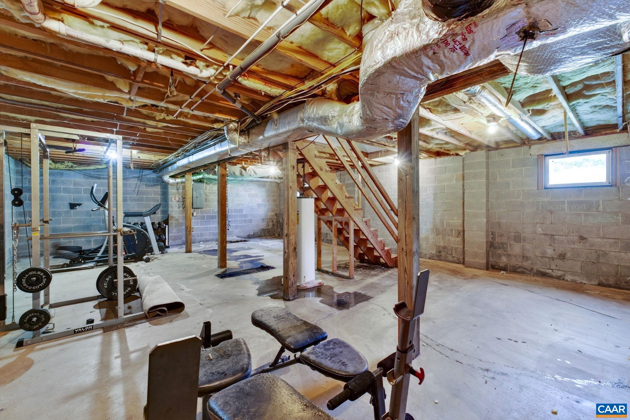 6 OAK GROVE RD