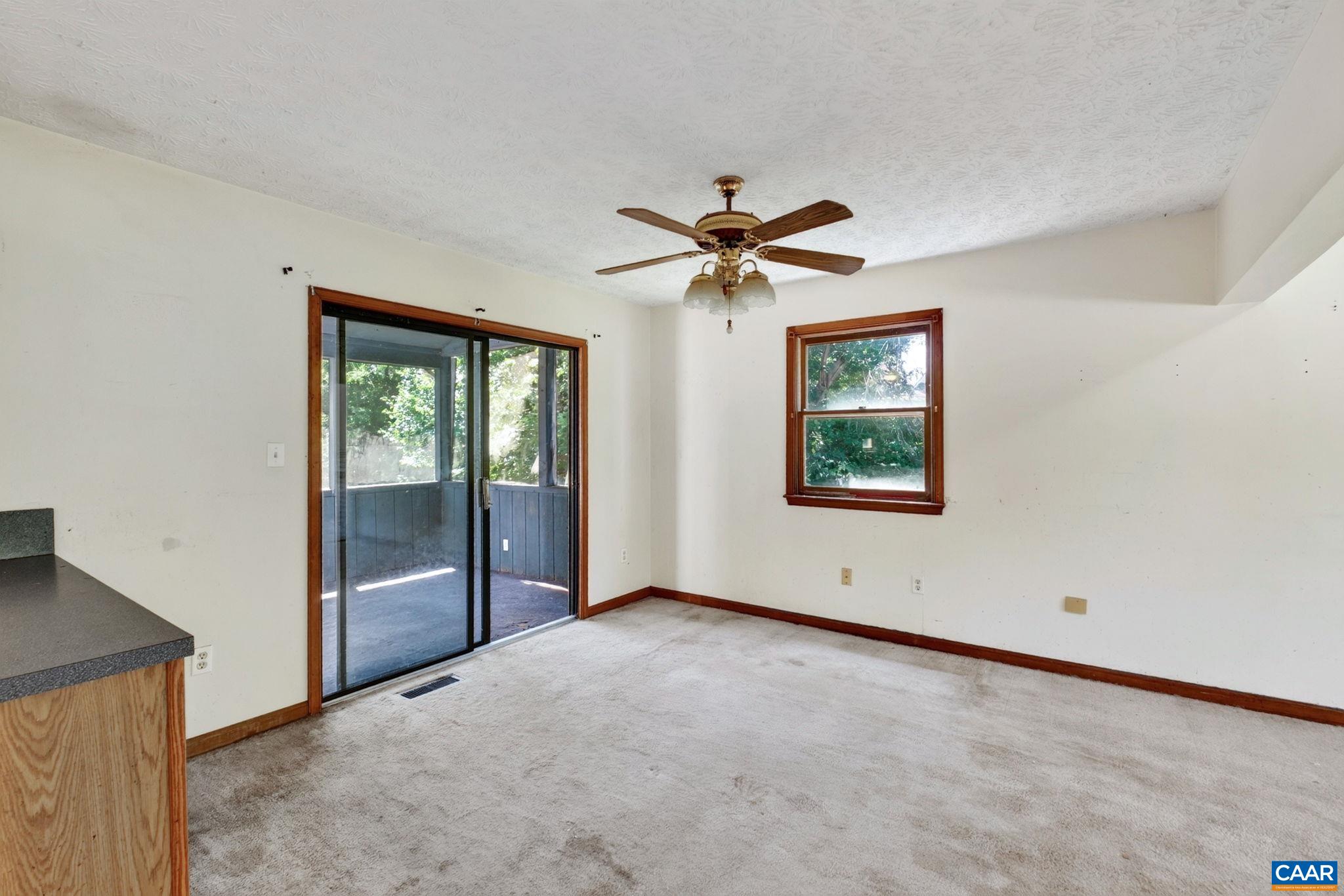 6 OAK GROVE RD