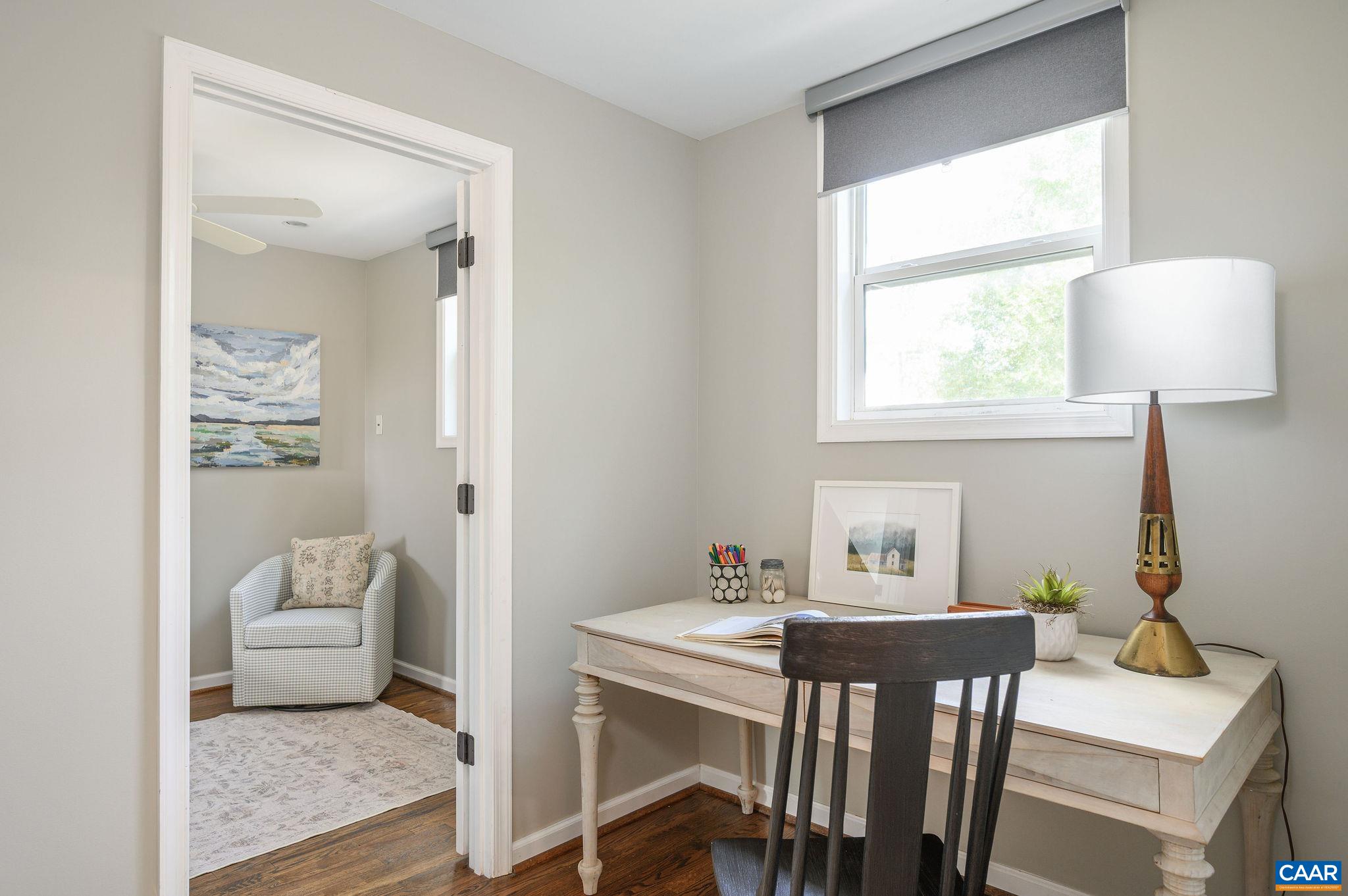 1004 RAYON ST