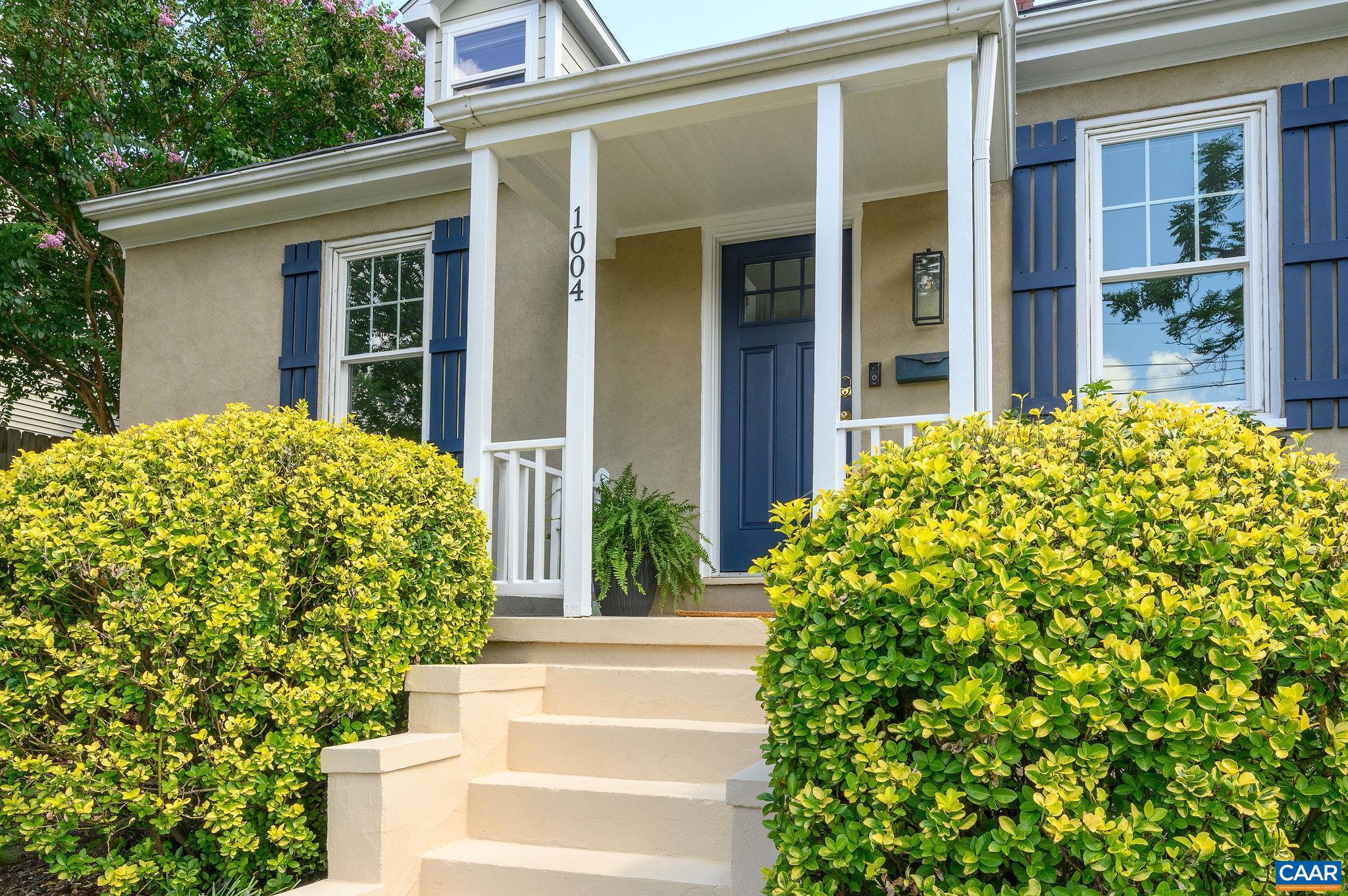 1004 RAYON ST