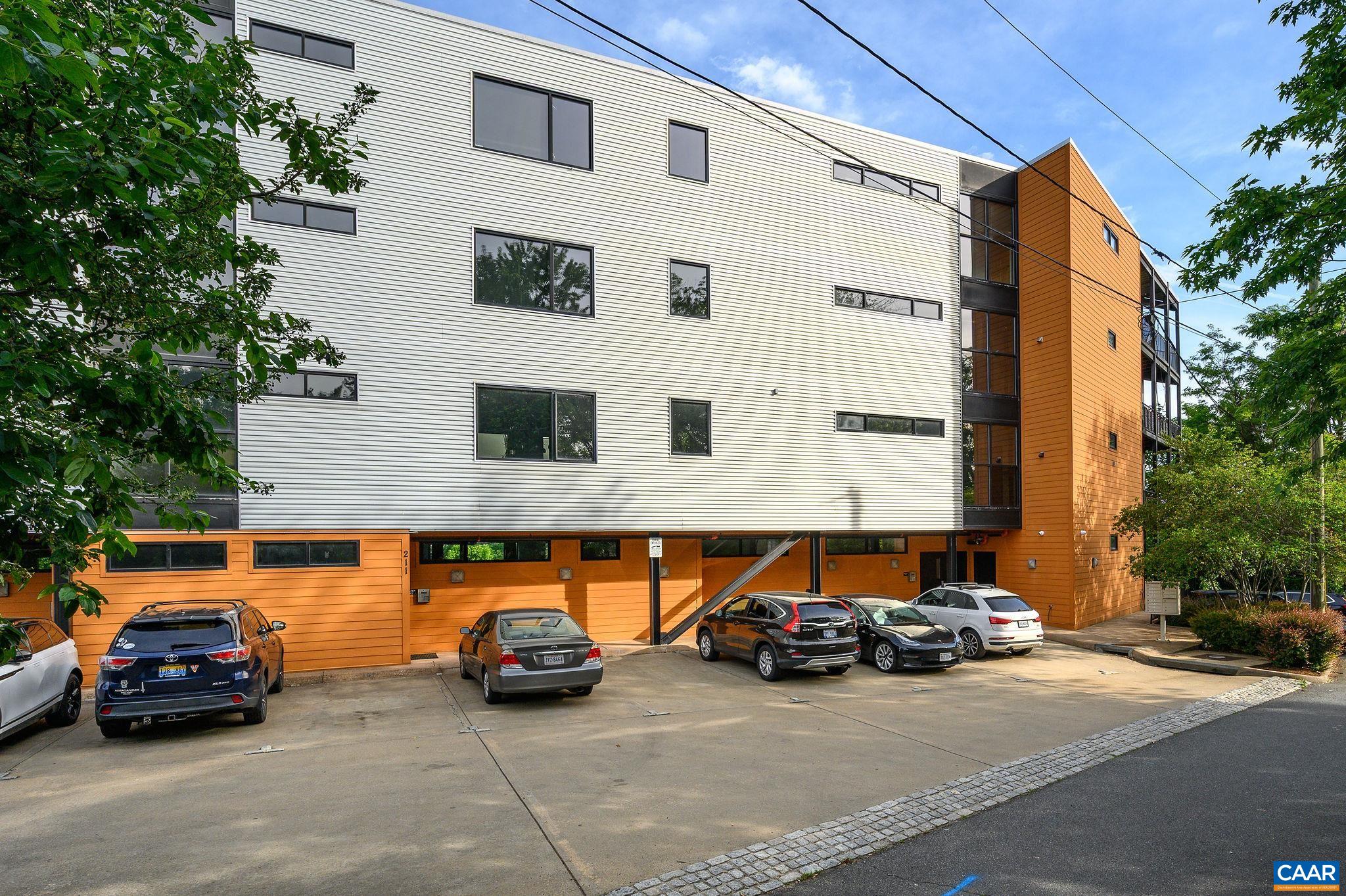 211 CREAM ST Unit: 201