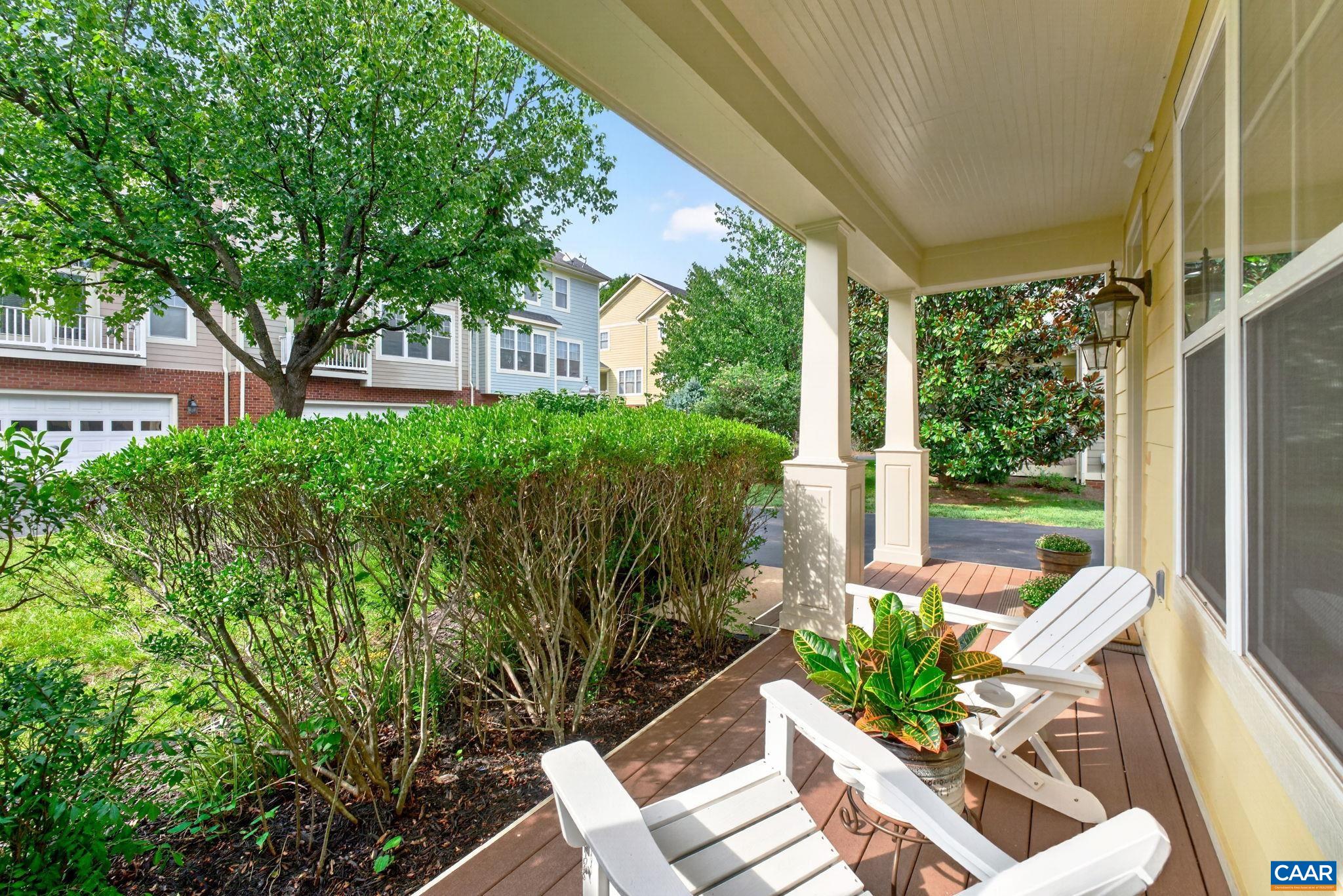 1130 ARDEN DR