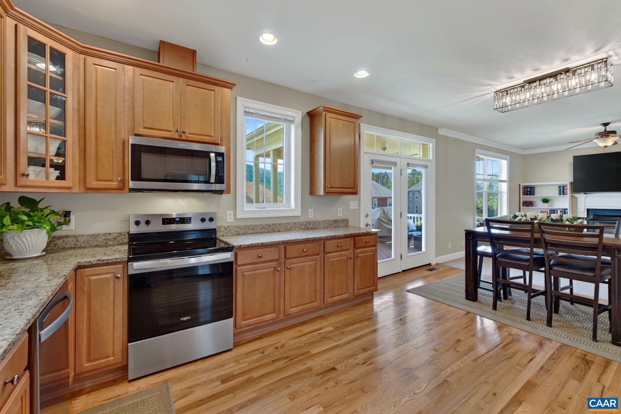 1130 ARDEN DR