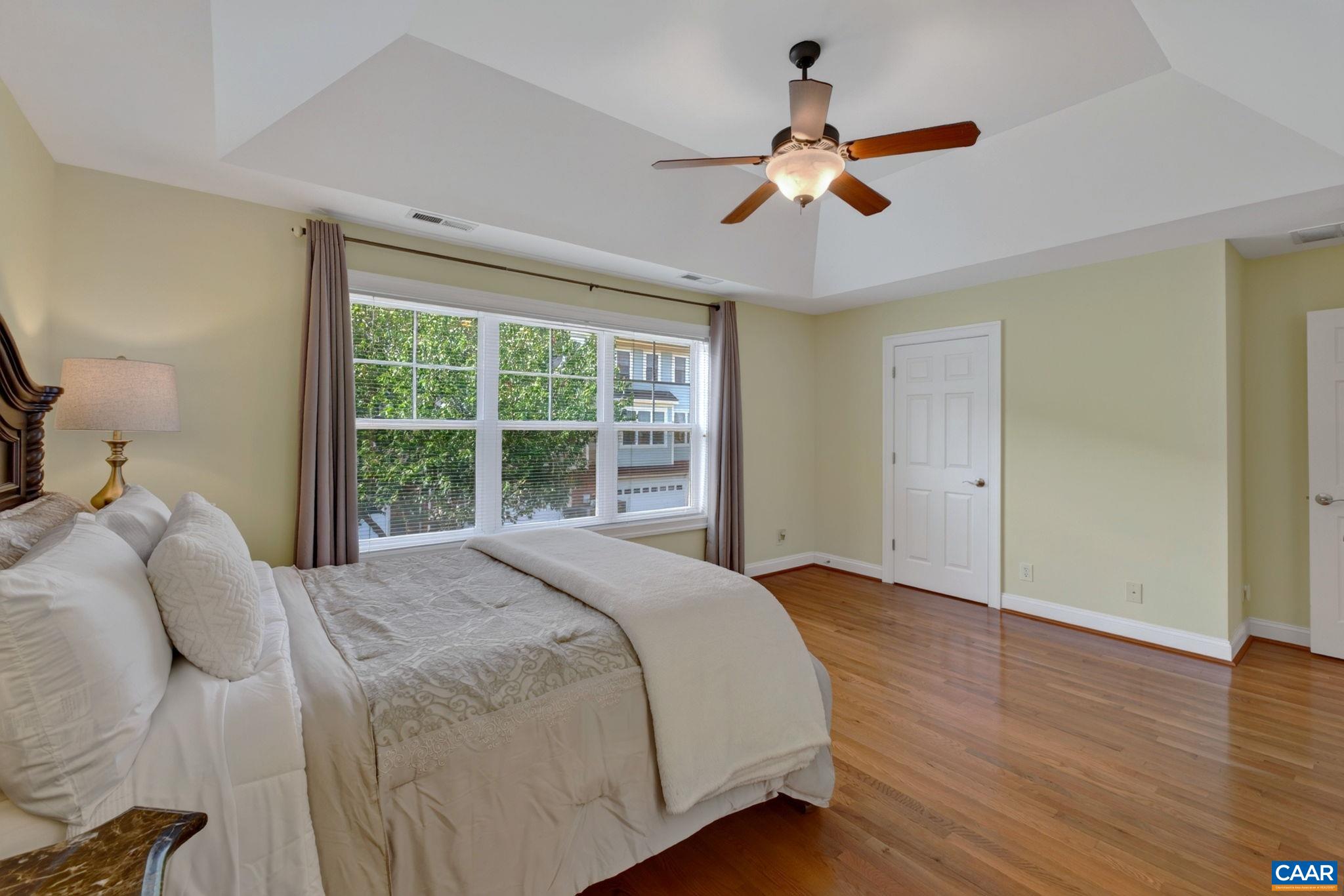 1130 ARDEN DR