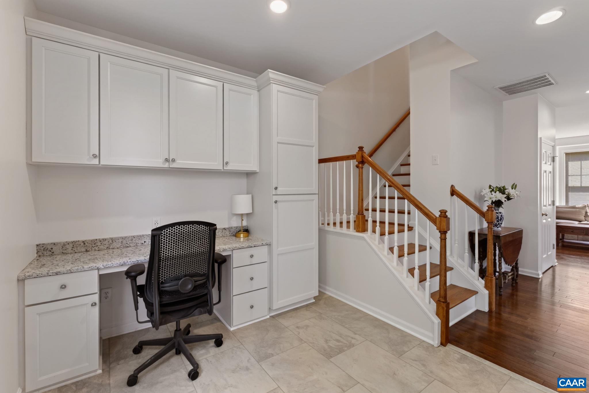 1332 STONEY RIDGE RD