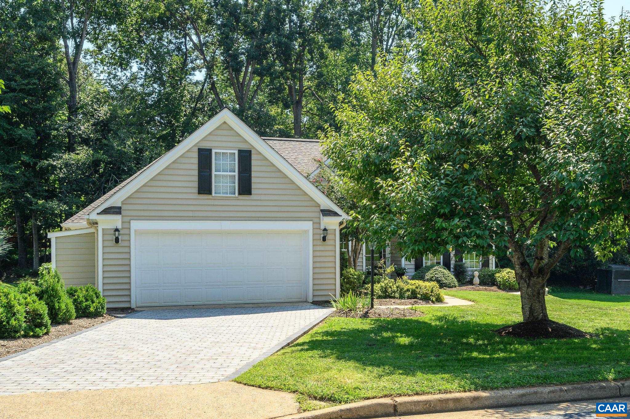 1227 RAINTREE DR
