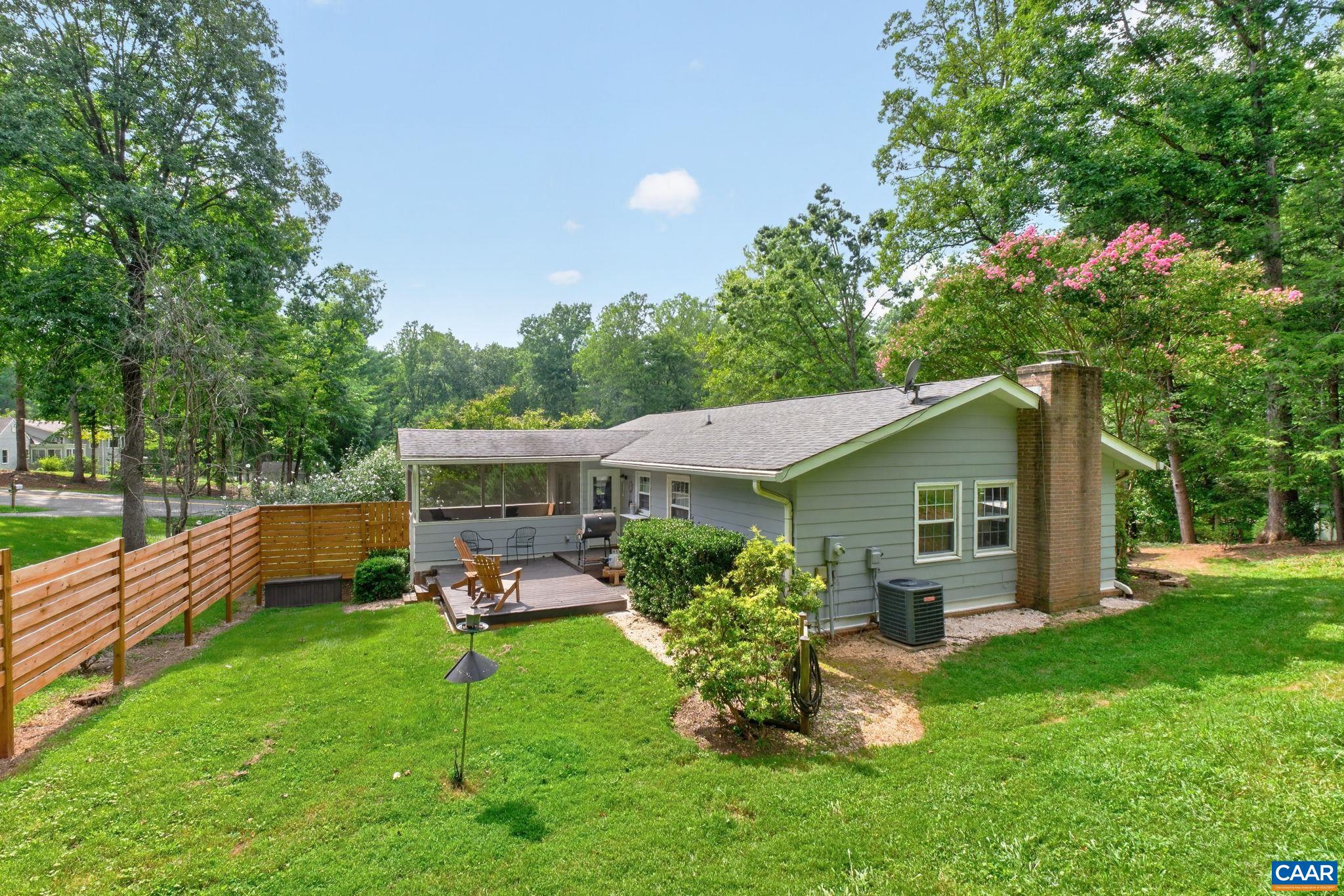 116 VINCENNES RD
