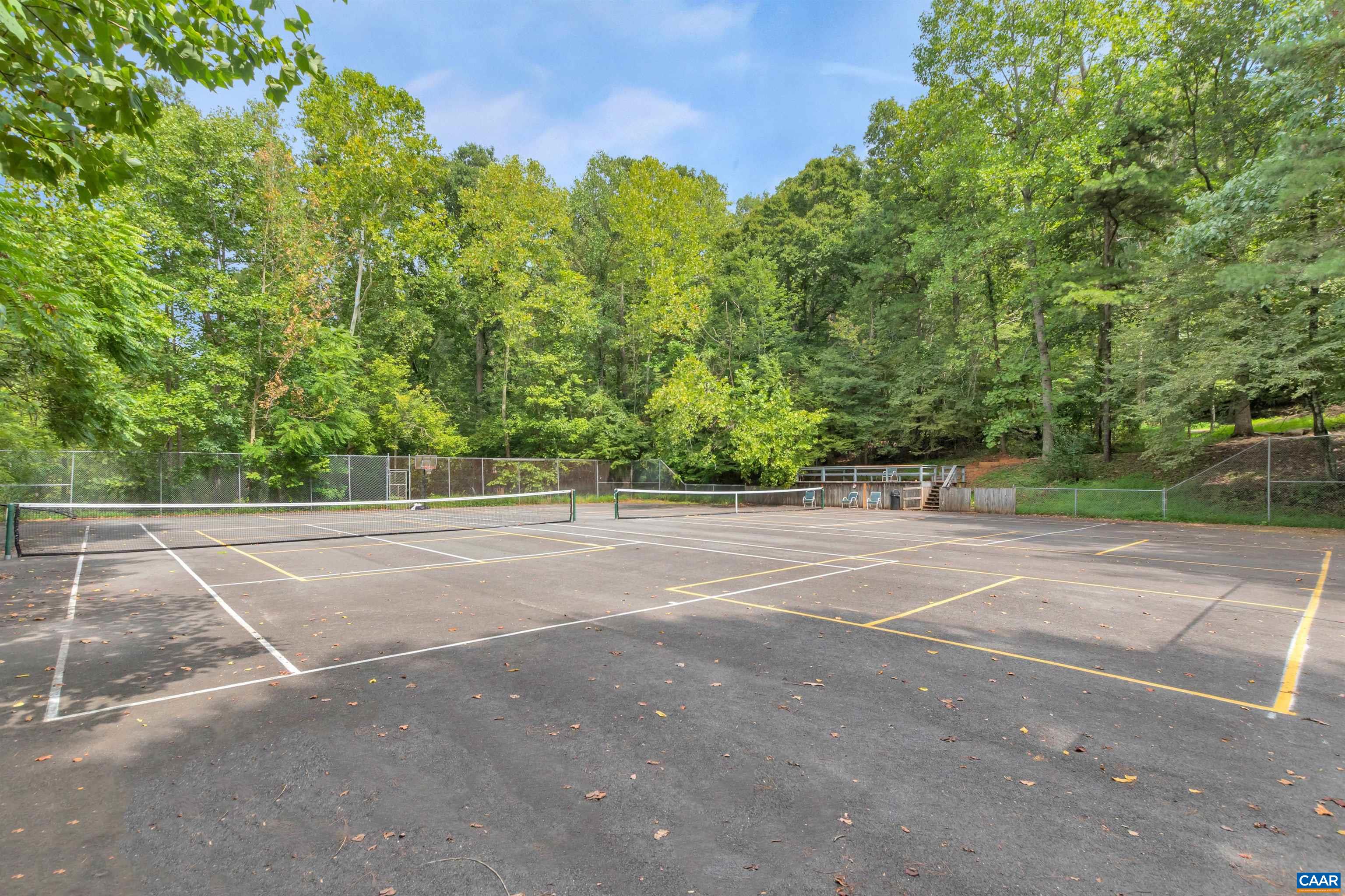 116 VINCENNES RD