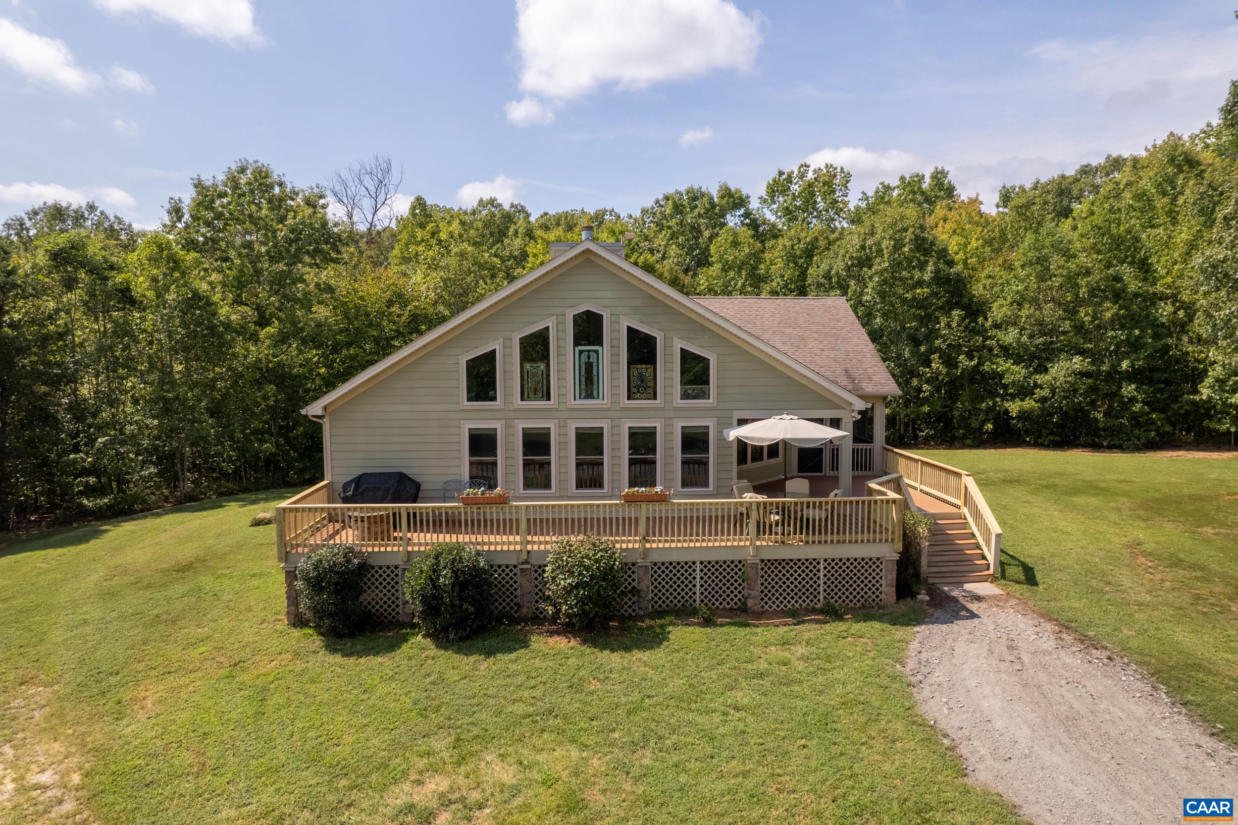 3999 SHORES RD