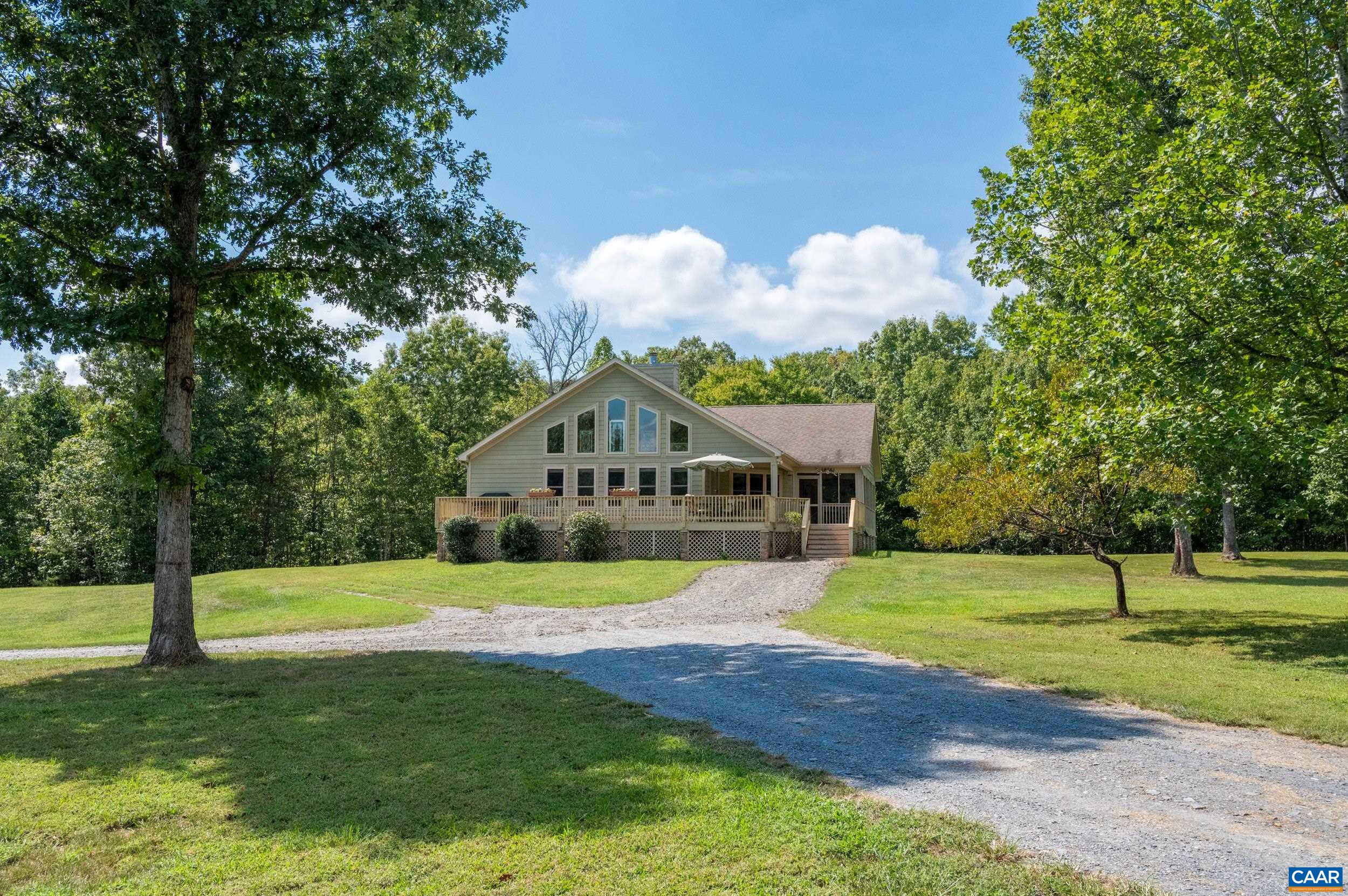 3999 SHORES RD