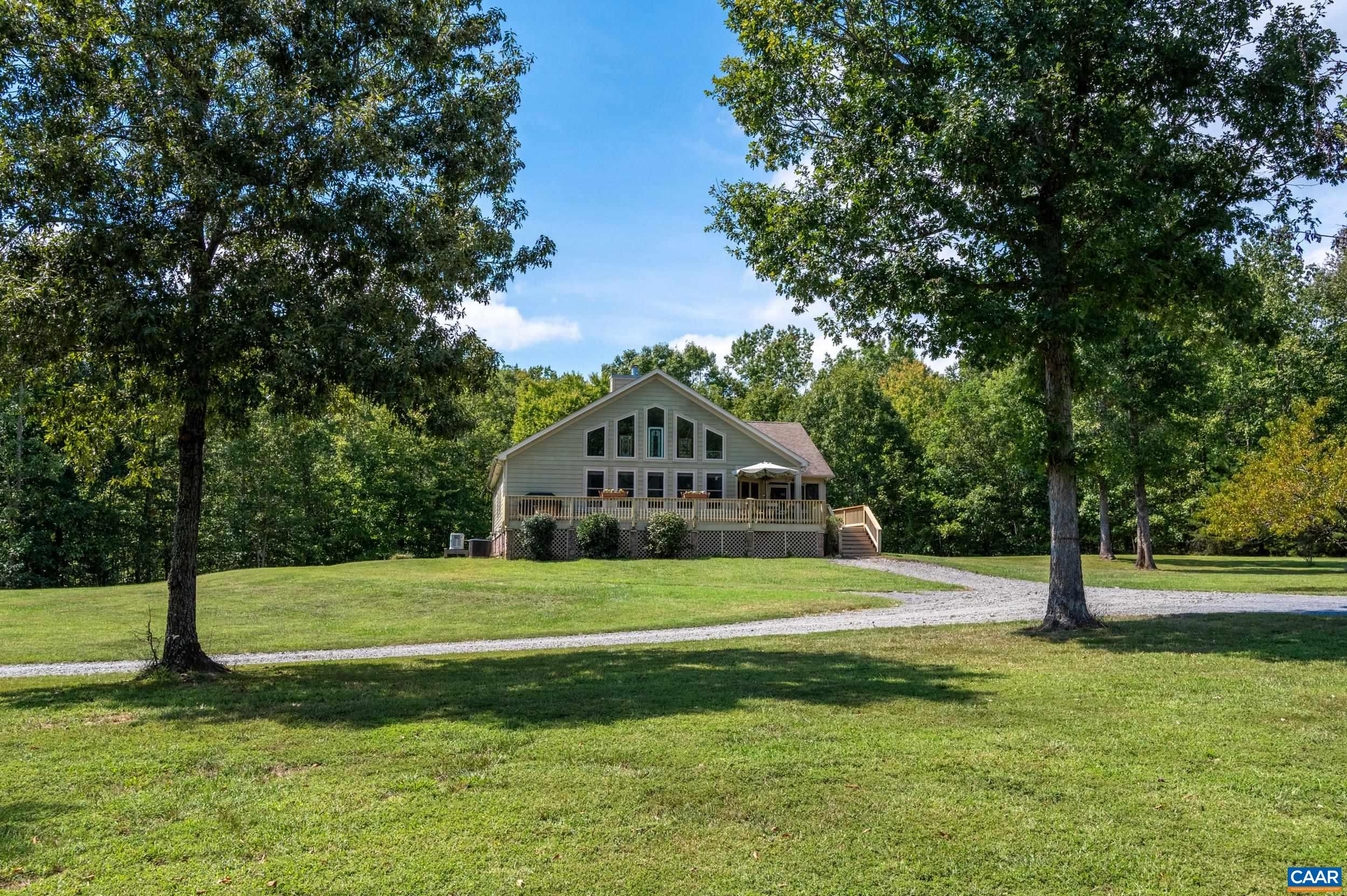 3999 SHORES RD