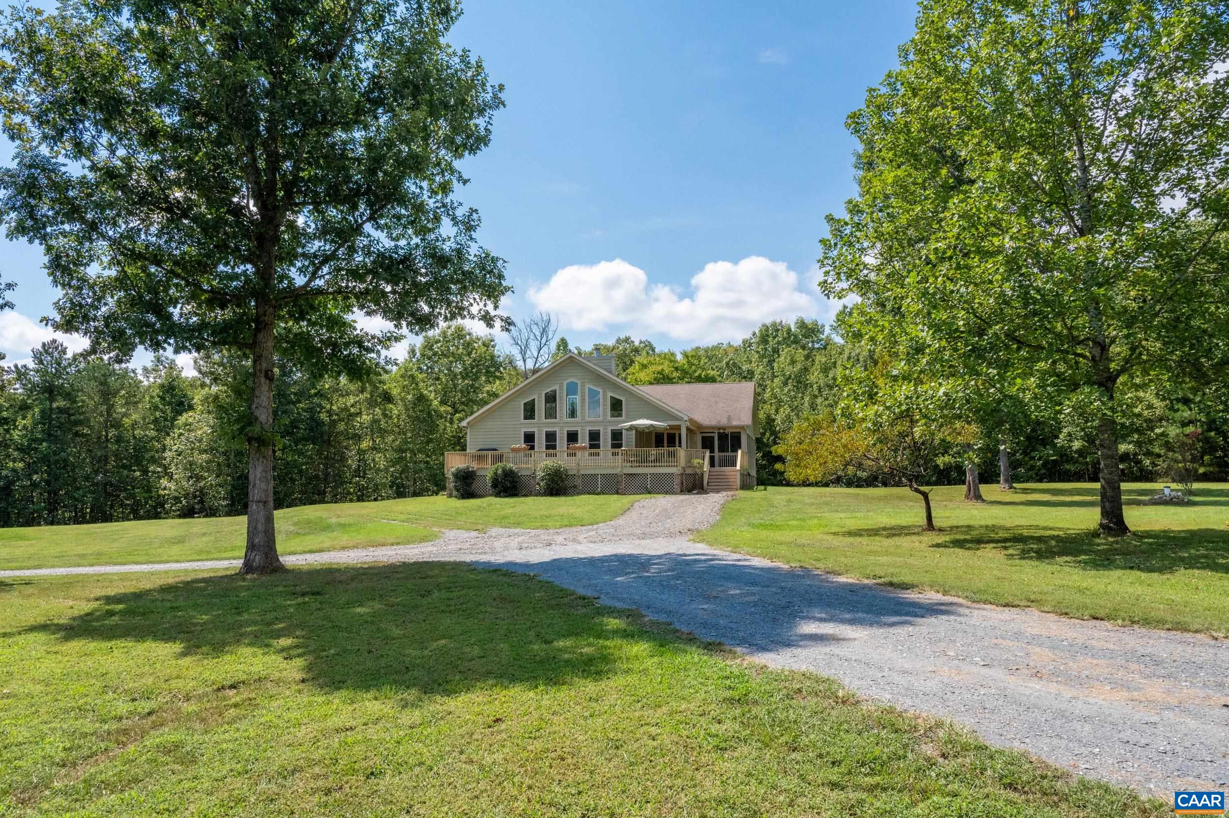 3999 SHORES RD