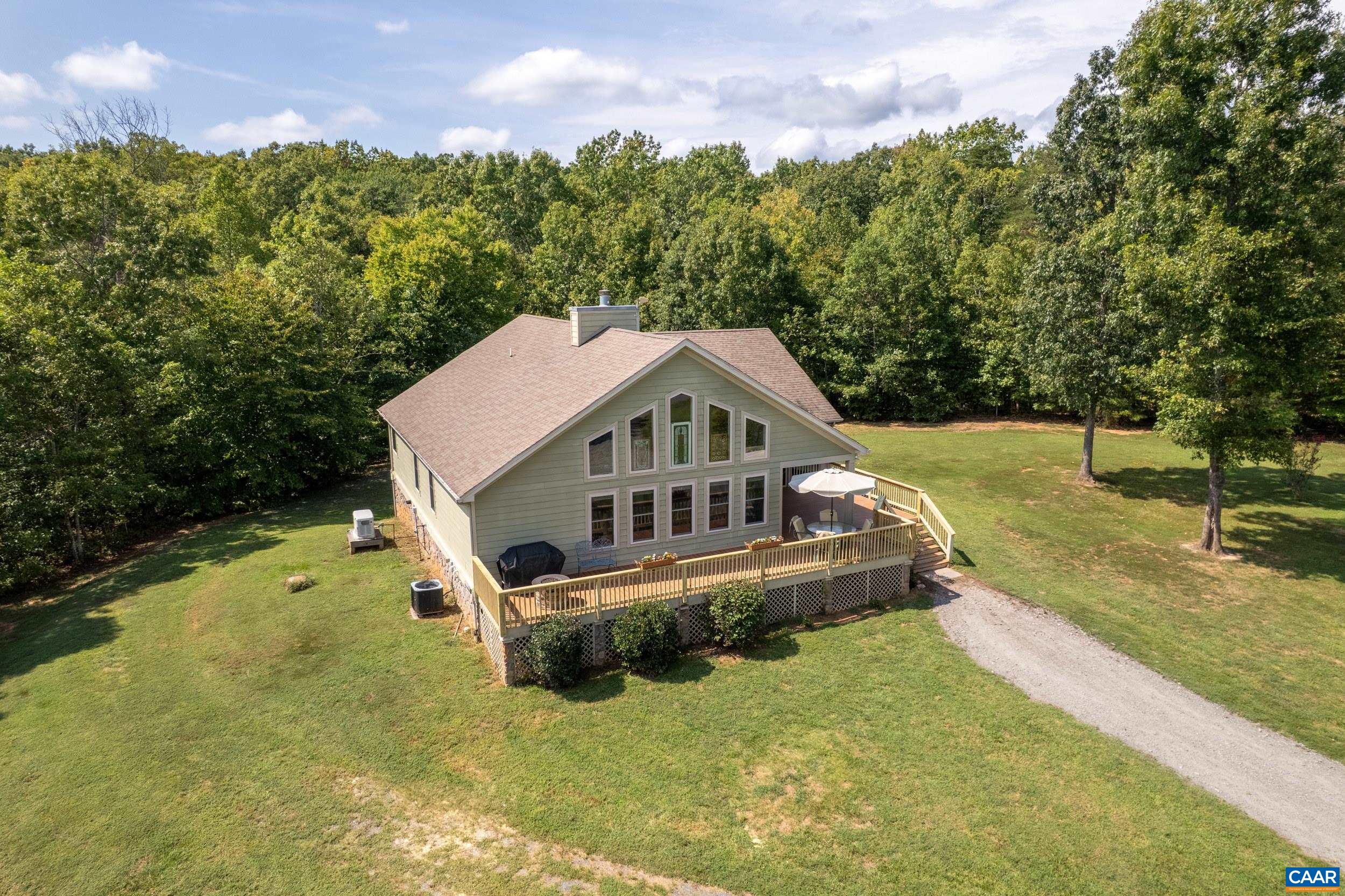 3999 SHORES RD