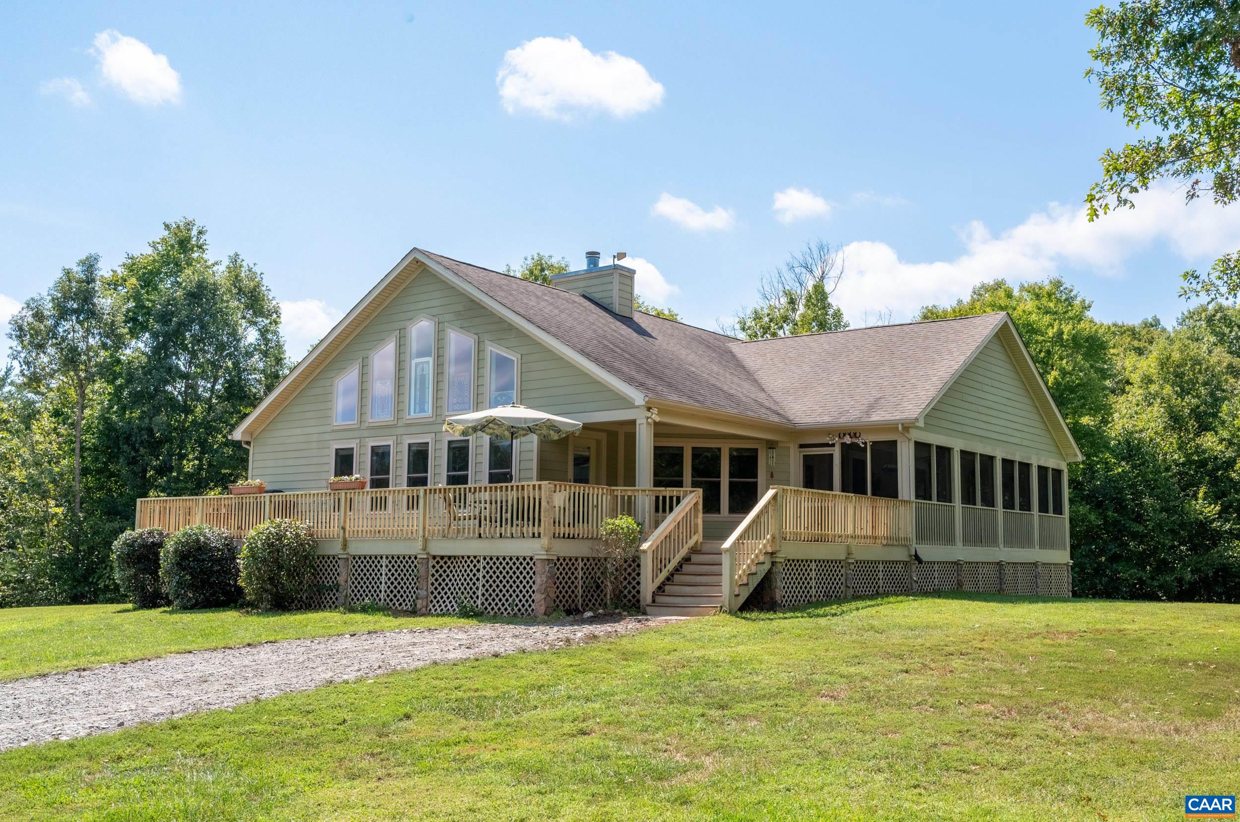 3999 SHORES RD