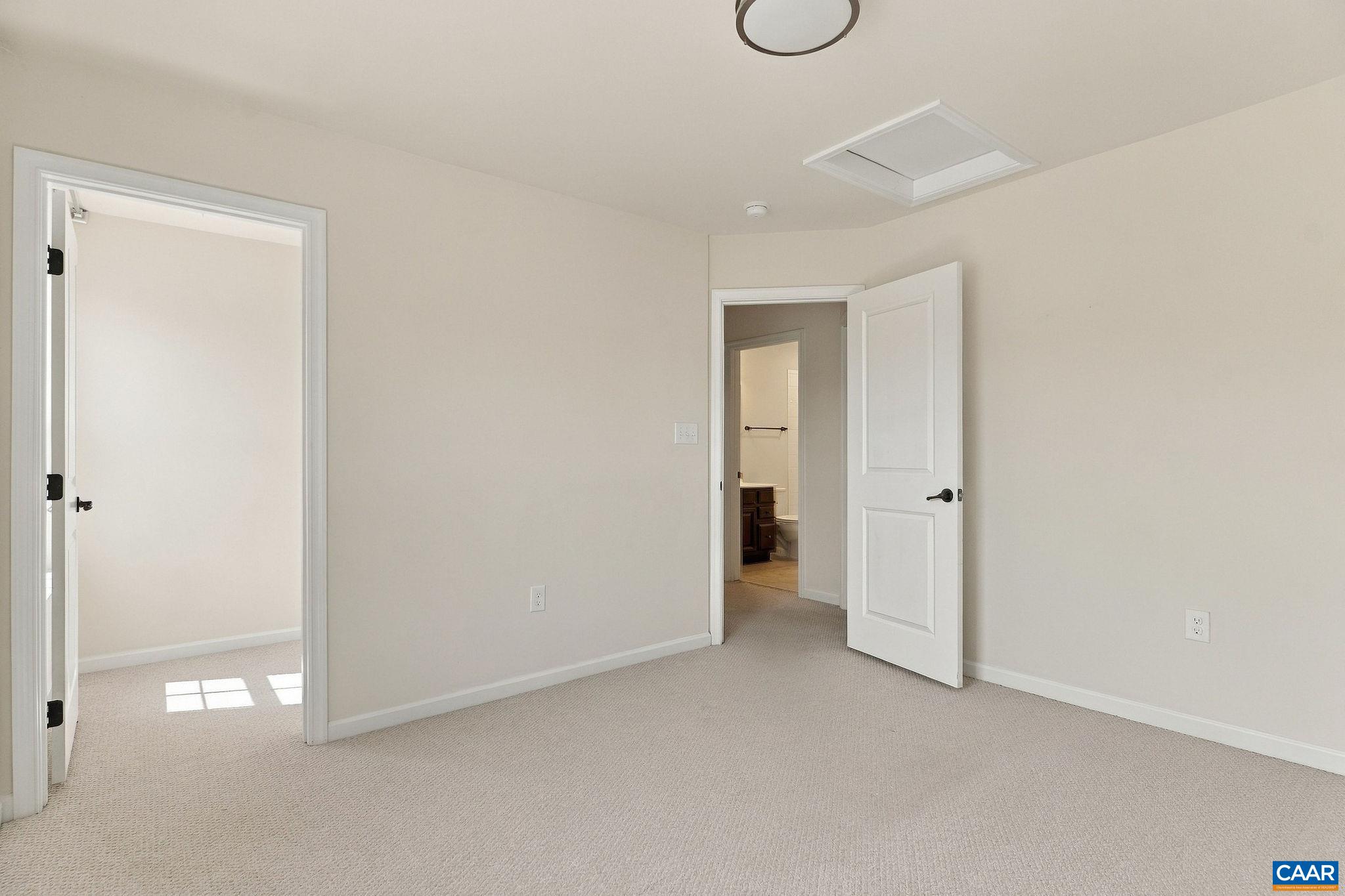 1359 DELPHI LN