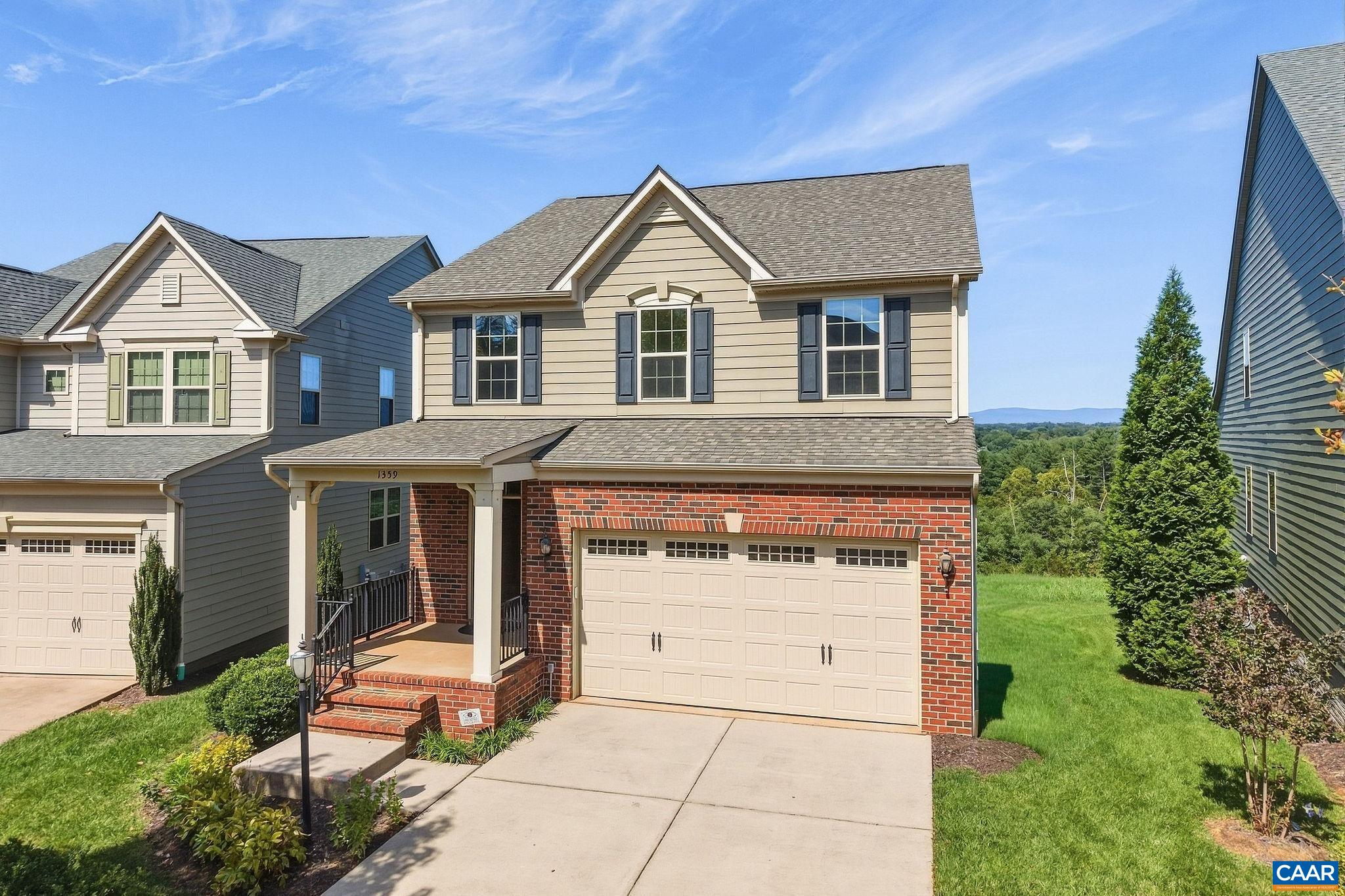 1359 DELPHI LN